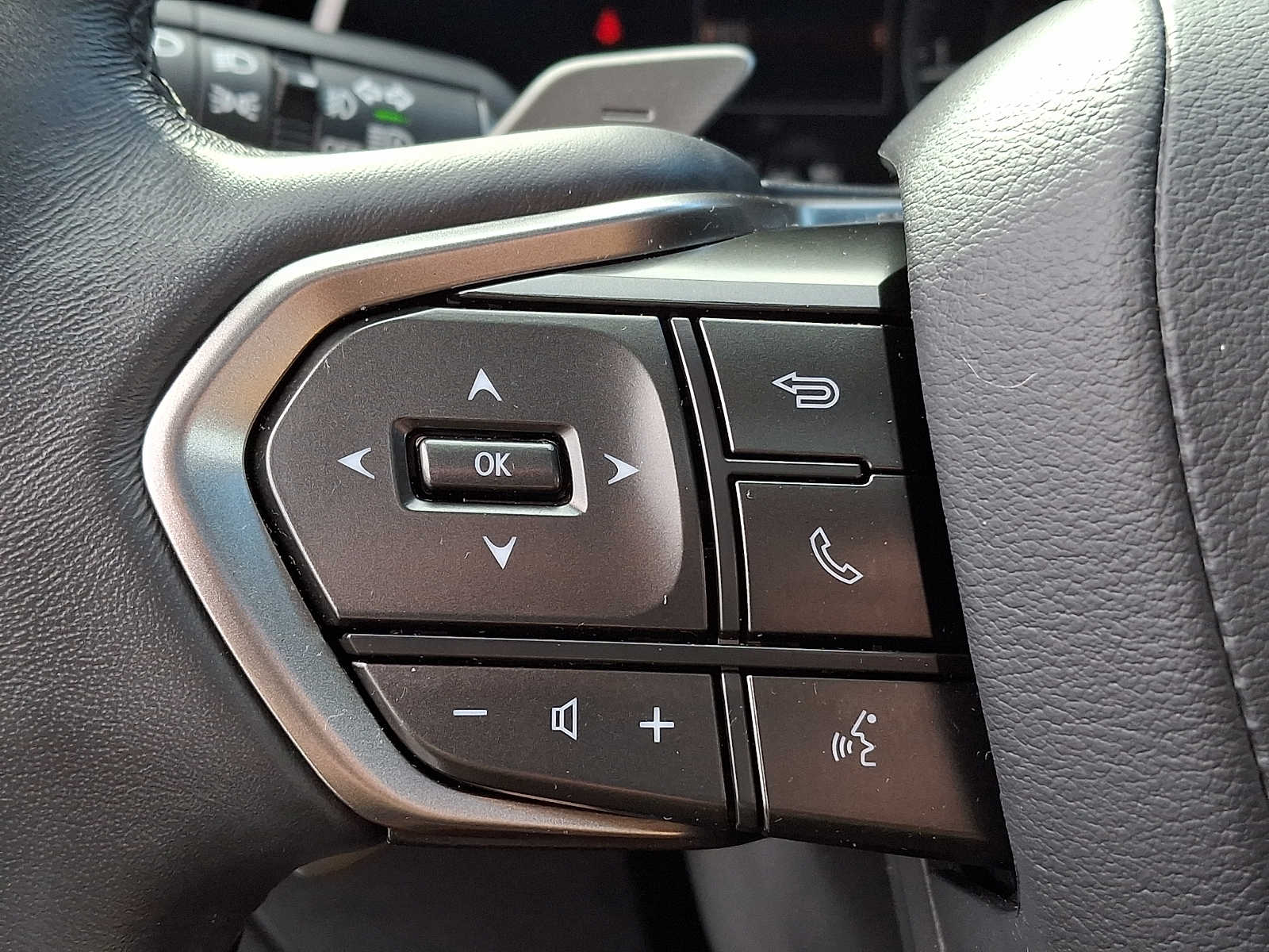 Thumbnail: 2024 Lexus RX - 19