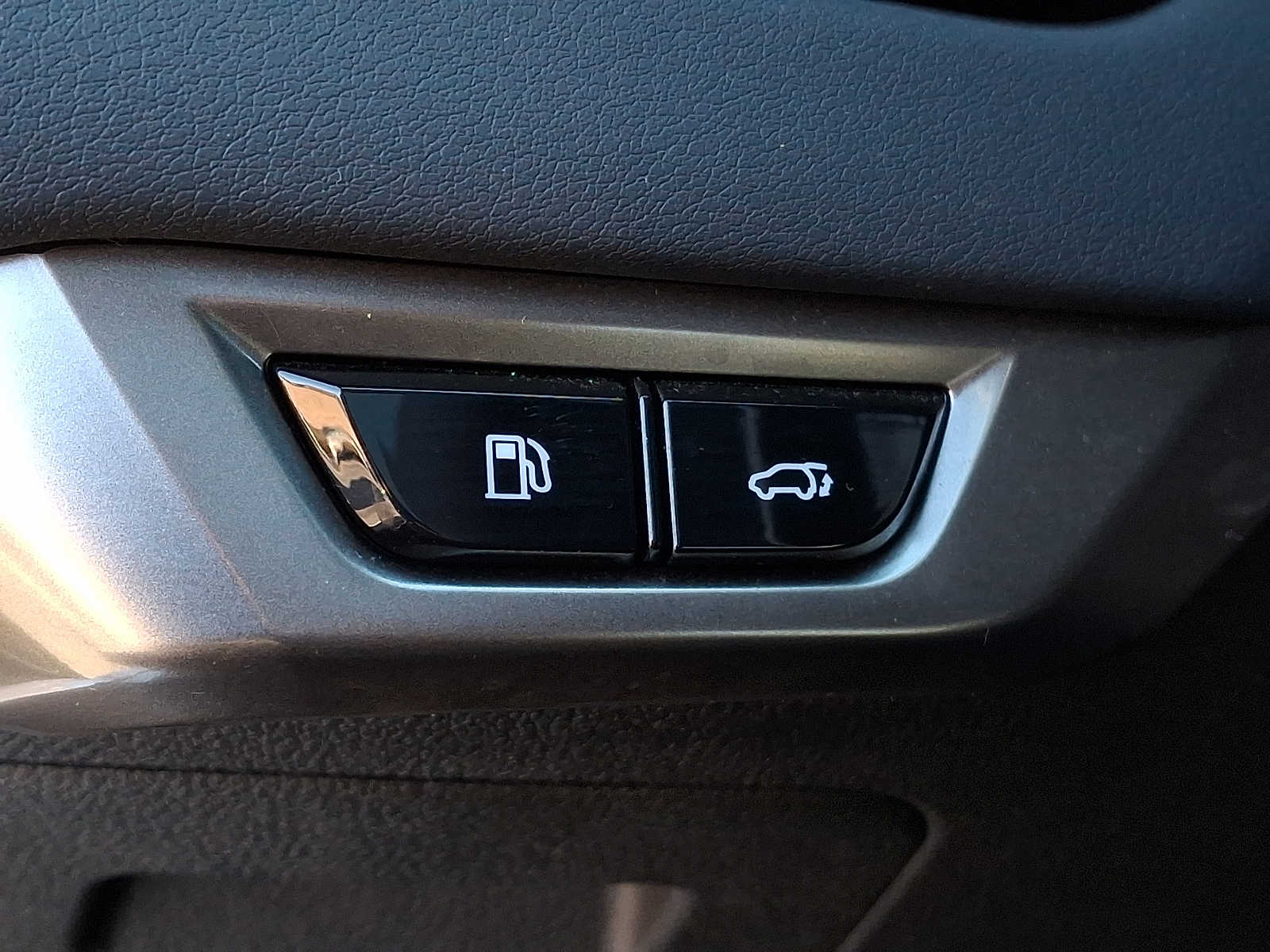 Thumbnail: 2024 Lexus RX - 25