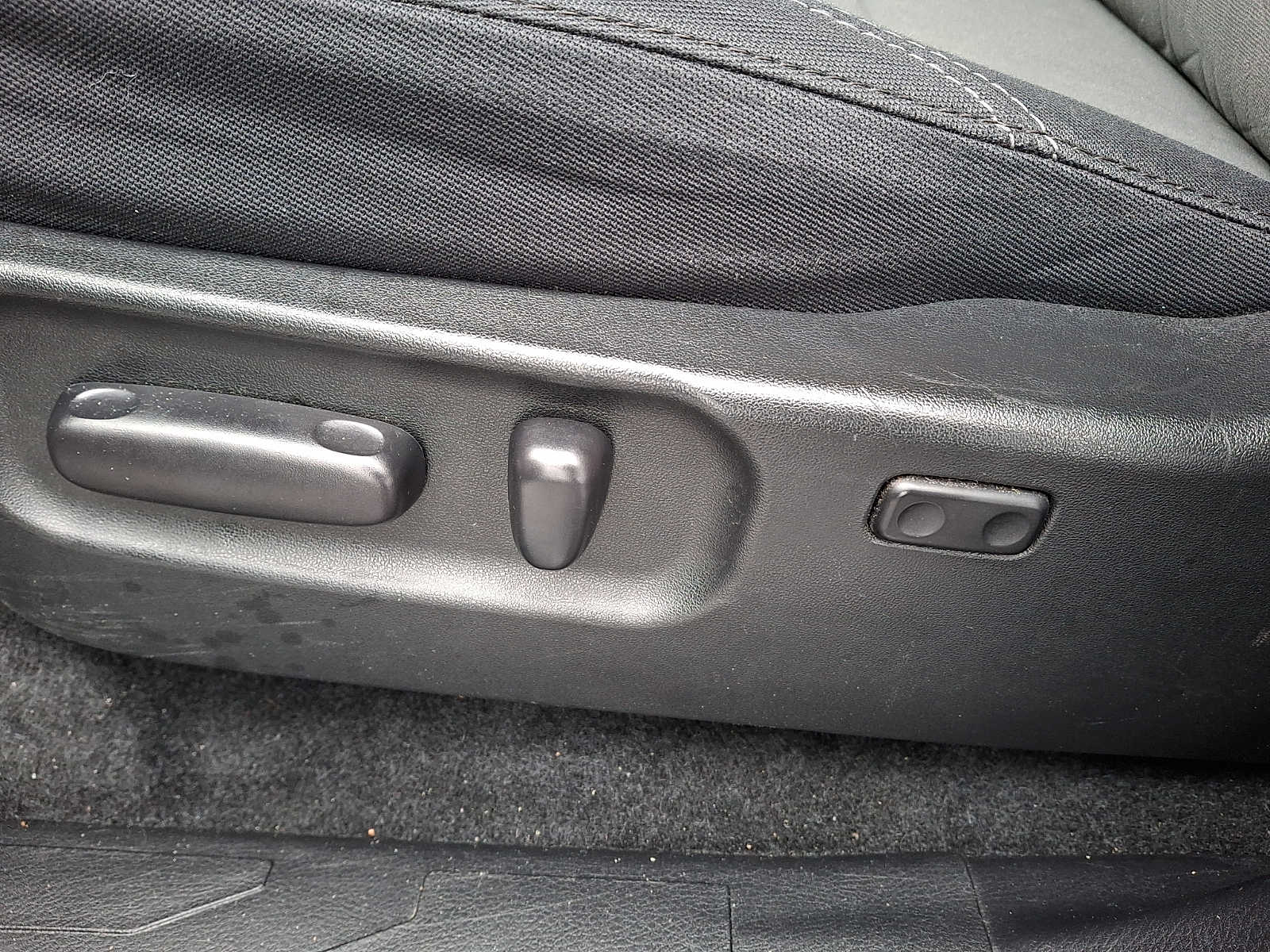 Thumbnail: 2021 Toyota Tacoma - 11