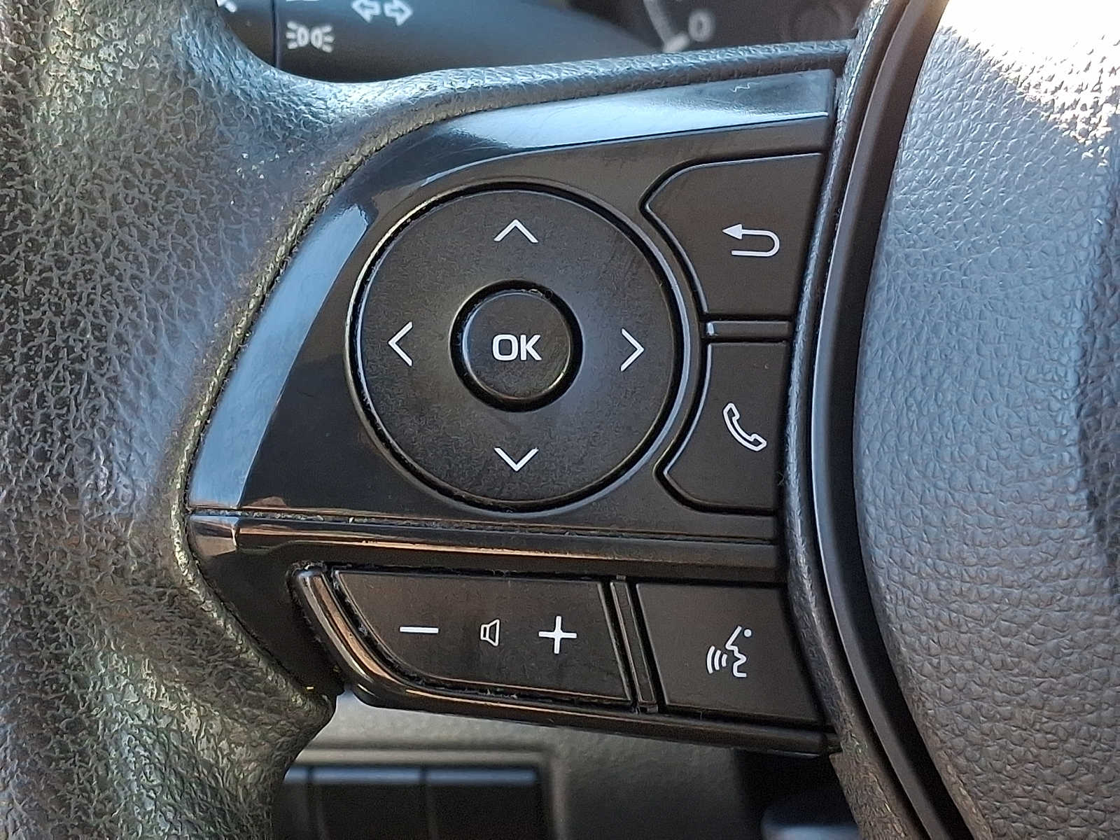 Thumbnail: 2021 Toyota Corolla - 18