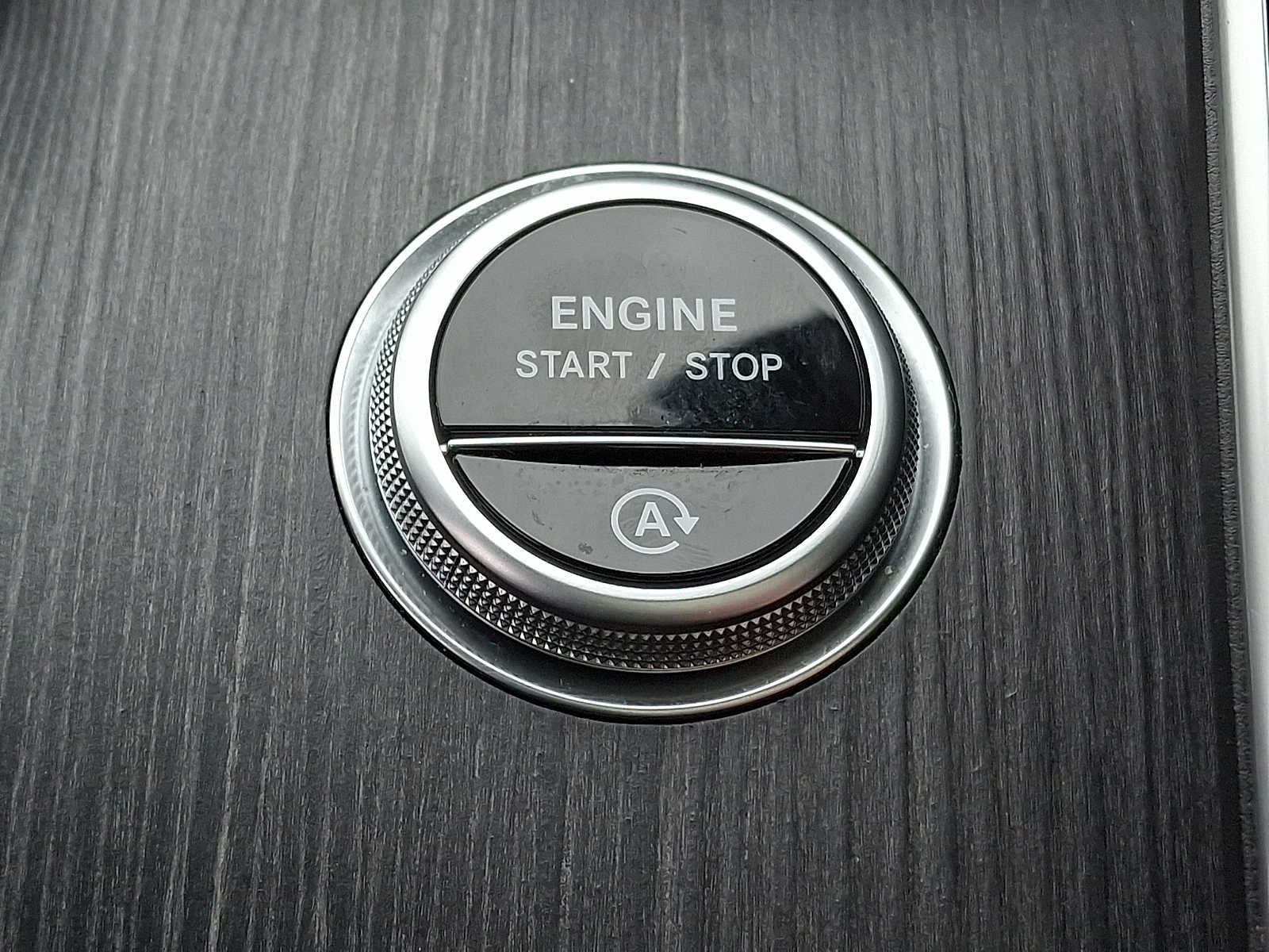 Thumbnail: 2023 Mercedes-Benz C-Class - 20