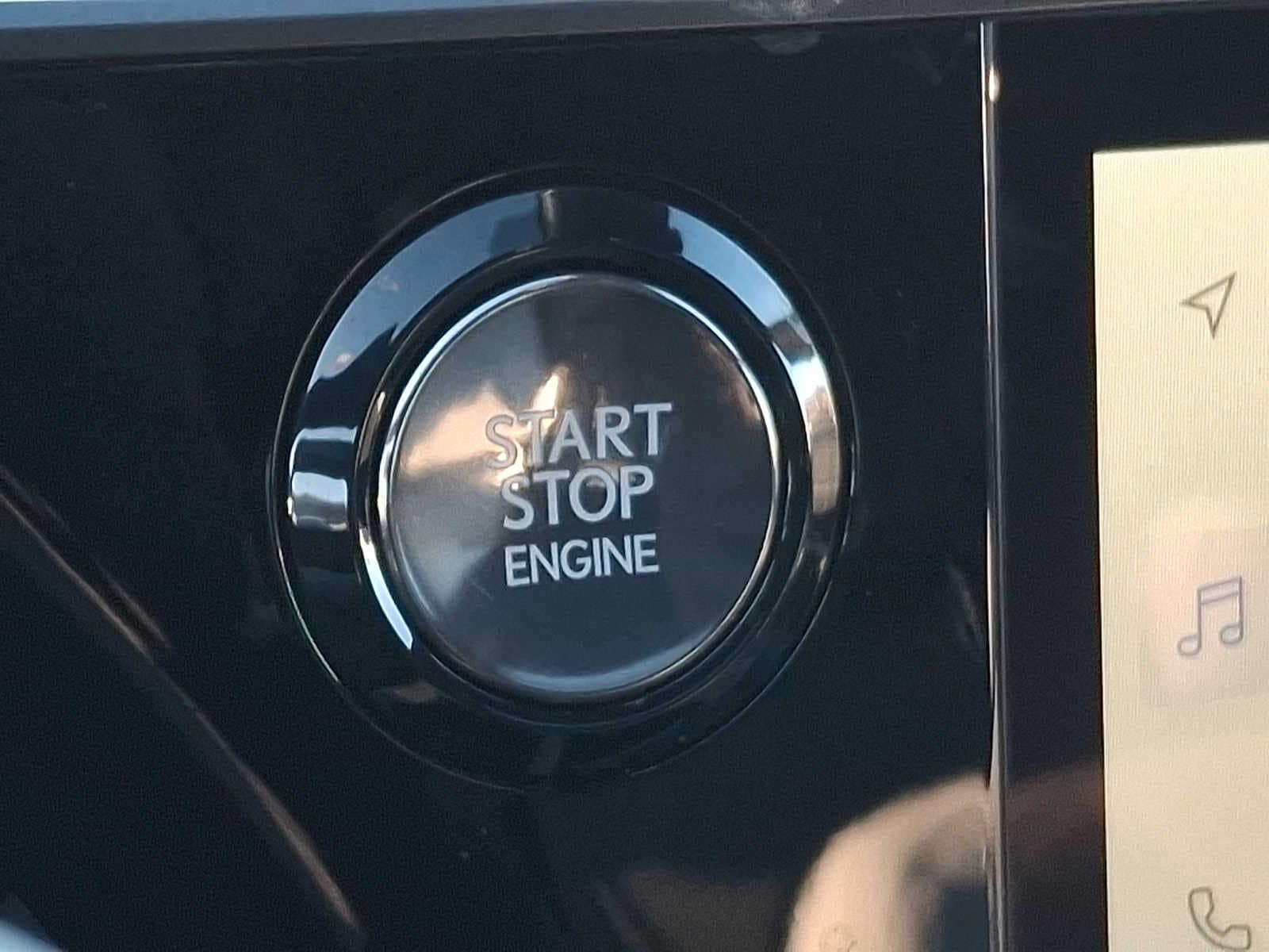 Thumbnail: 2023 Lexus RX - 20