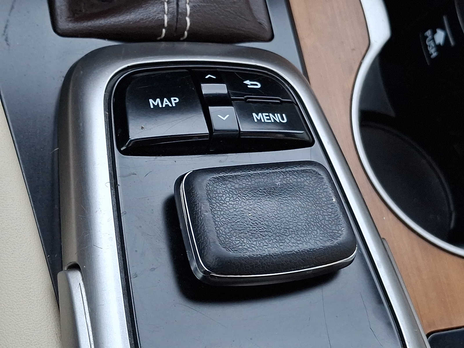 Thumbnail: 2019 Lexus RX - 22