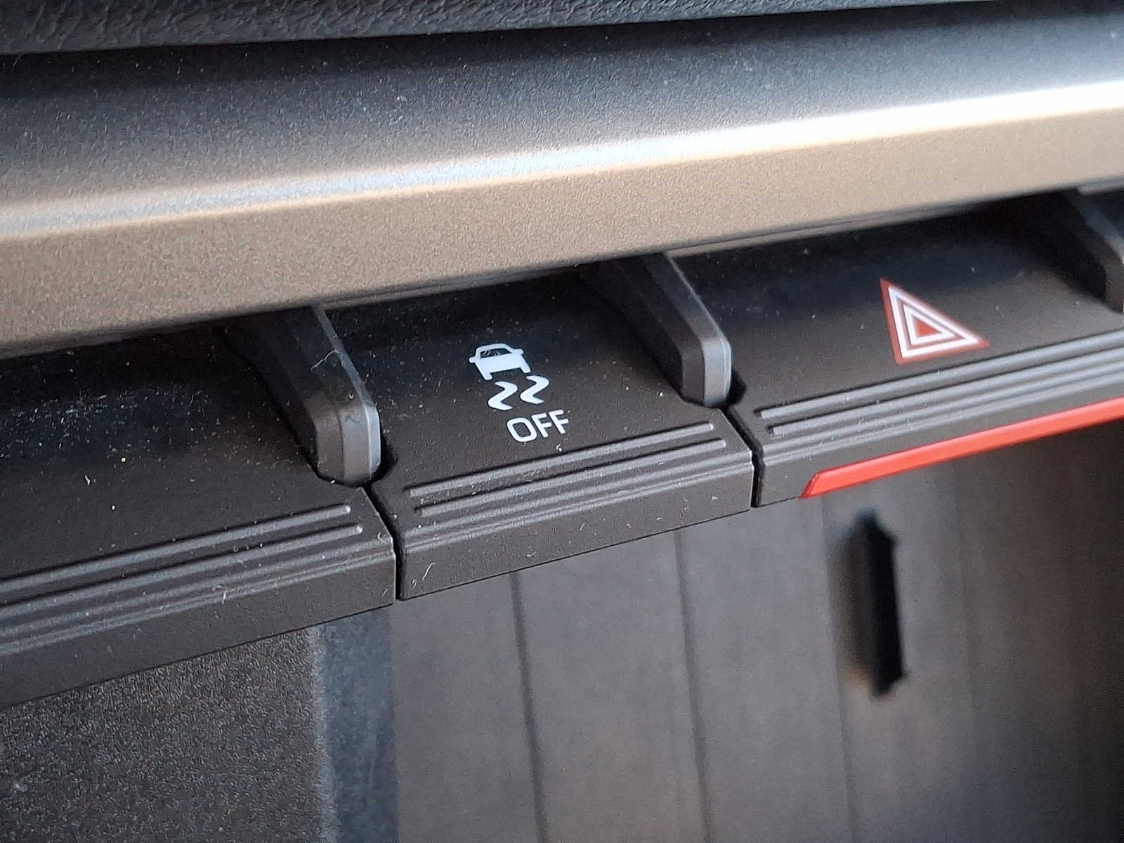 Thumbnail: 2023 Toyota Tundra - 21