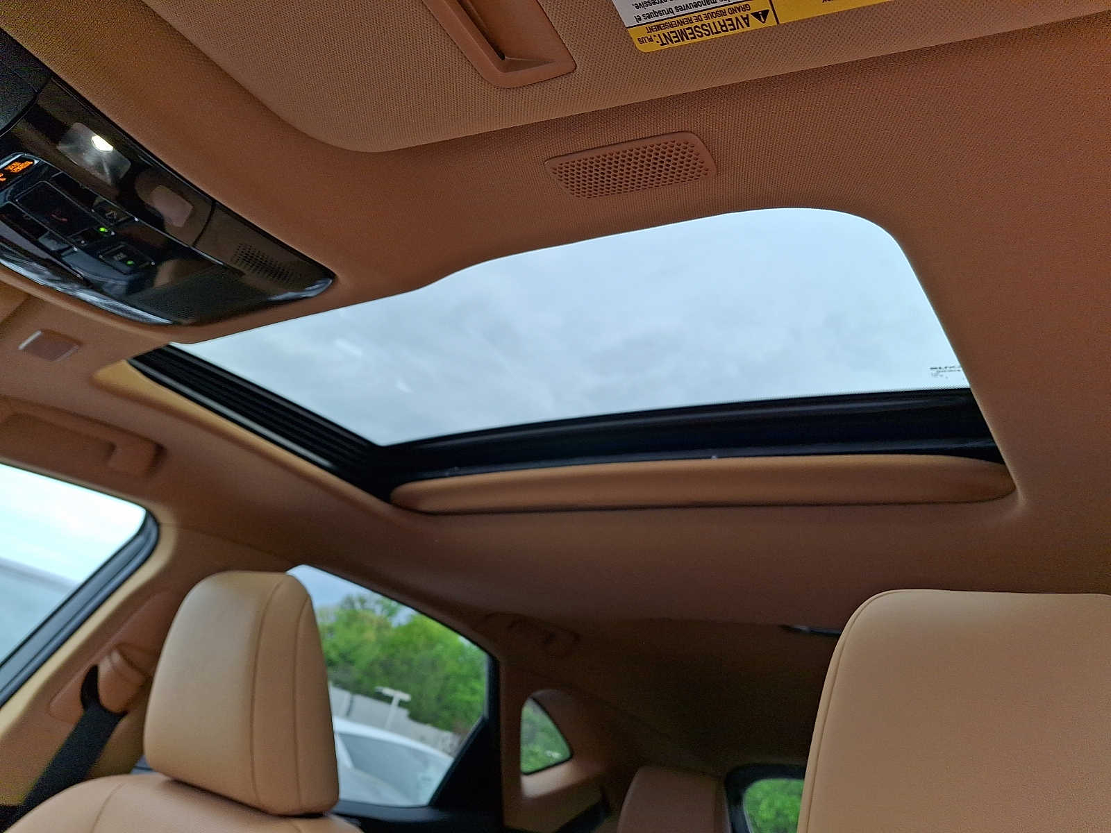 Thumbnail: 2024 Lexus ES - 10