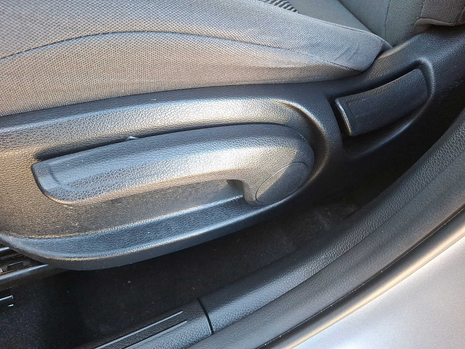 Thumbnail: 2023 Kia Seltos - 12