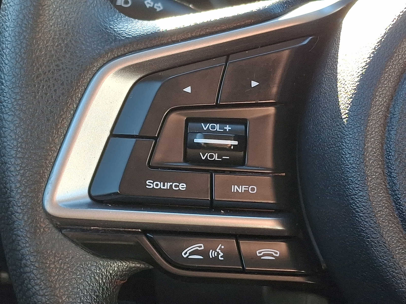 Thumbnail: 2019 Subaru Crosstrek - 19