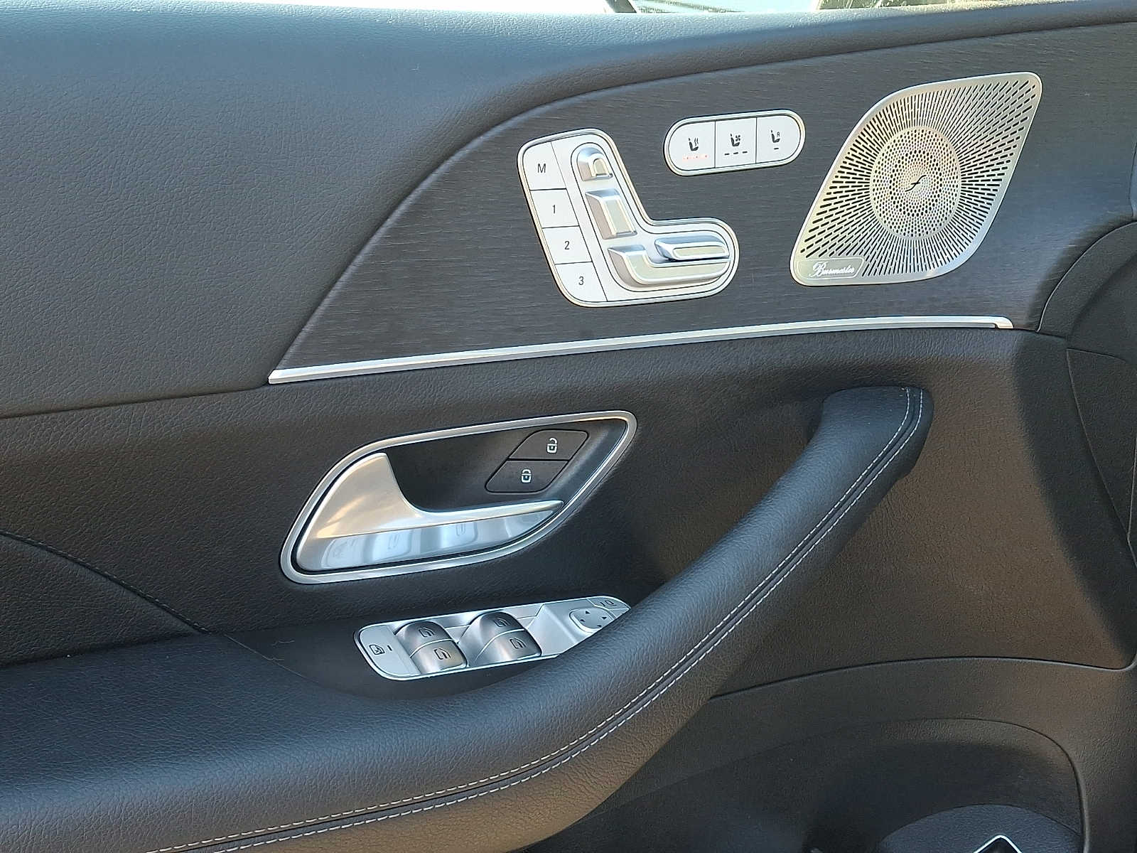 Thumbnail: 2025 Mercedes-Benz GLS - 9