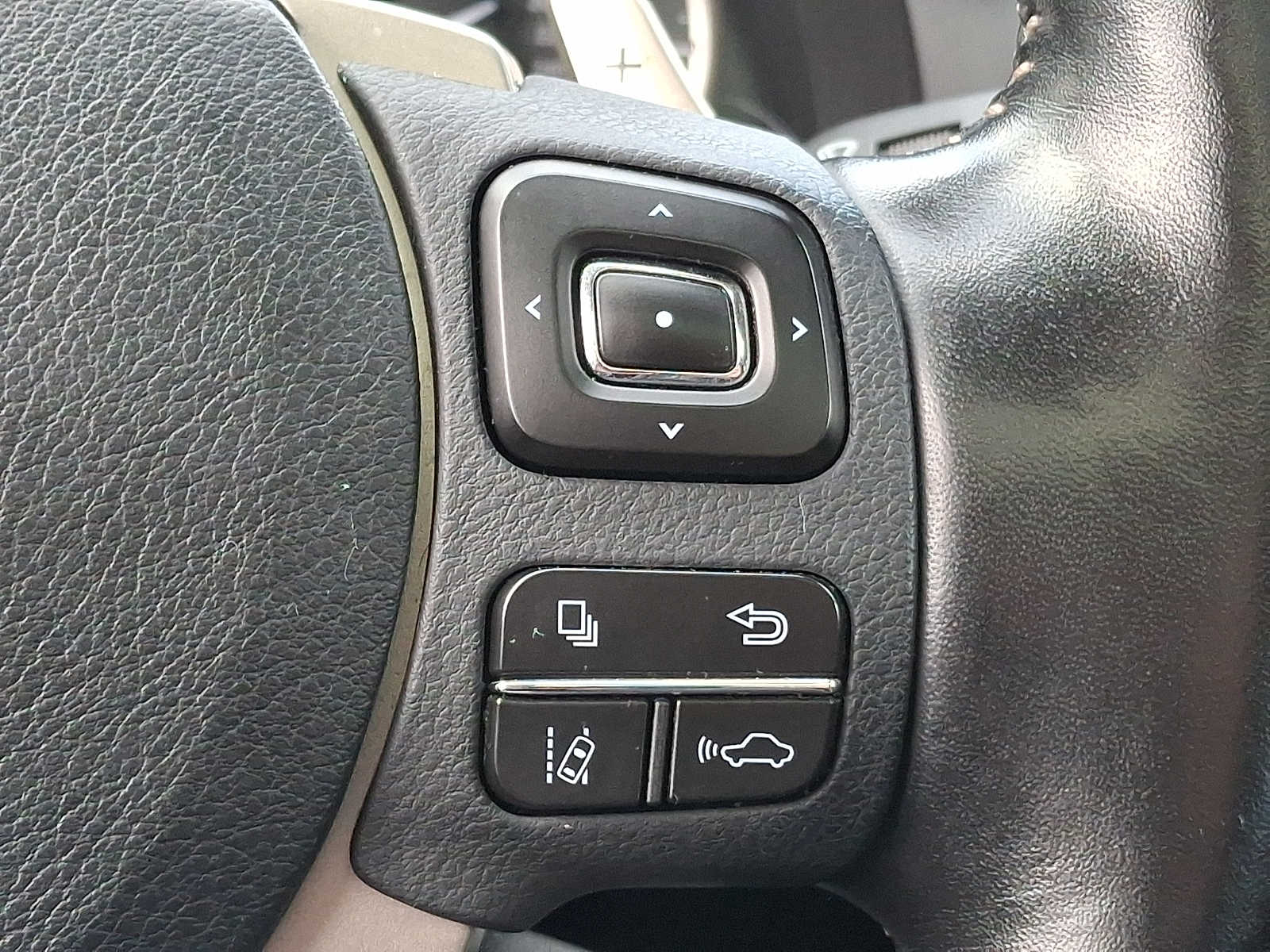 Thumbnail: 2020 Lexus NX - 19