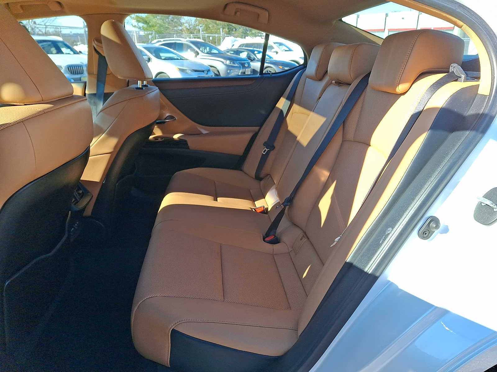 Thumbnail: 2023 Lexus ES - 9