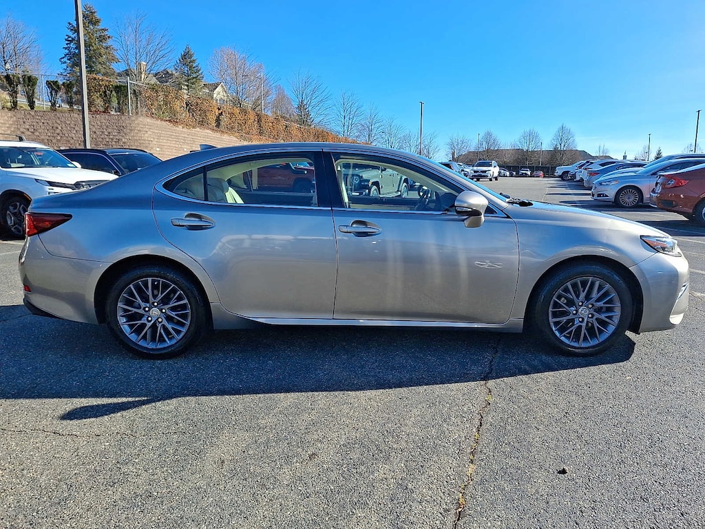 Used 2018 Lexus ES 350 Sedan