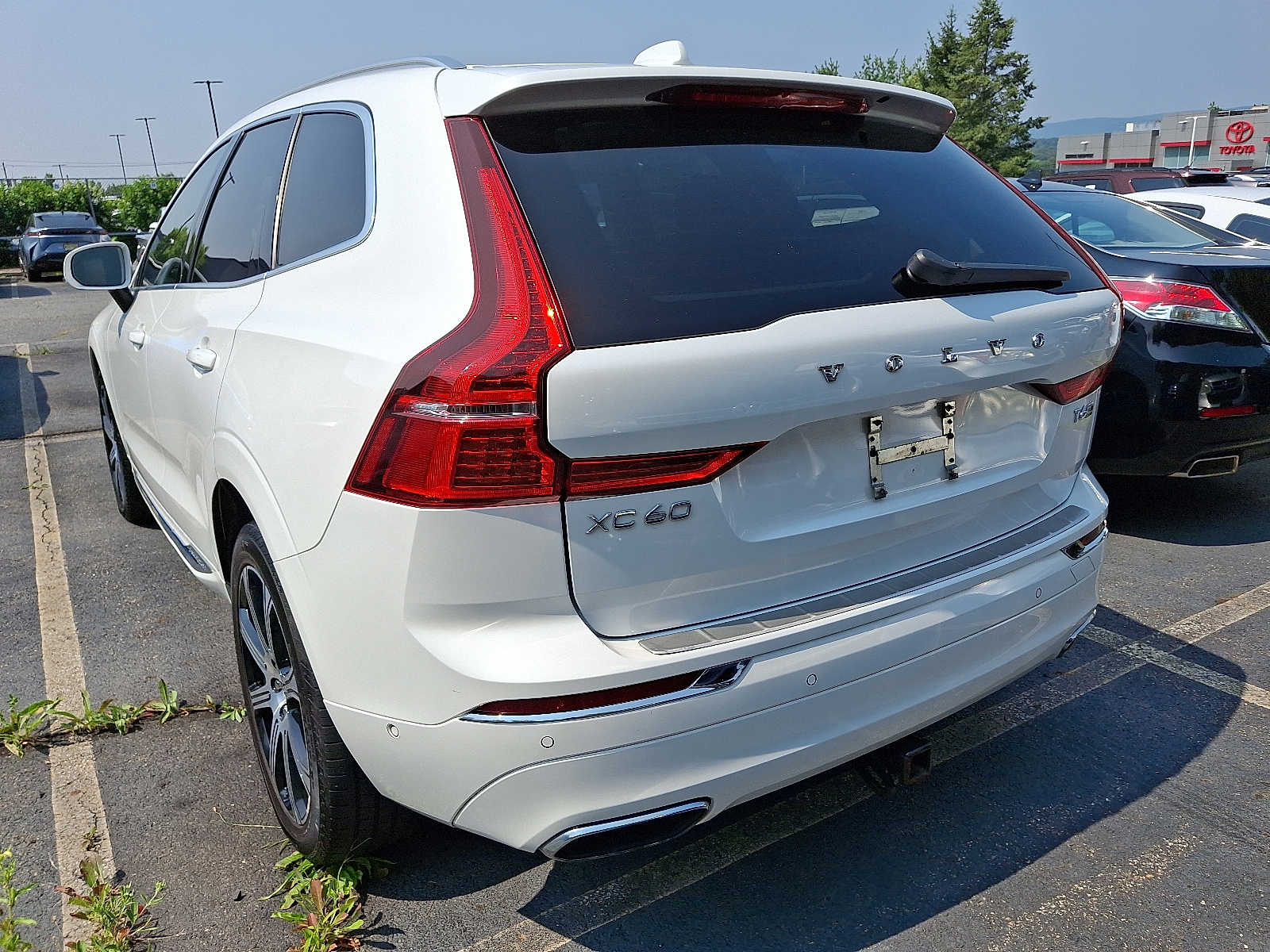 Thumbnail: 2020 Volvo XC60 - 5