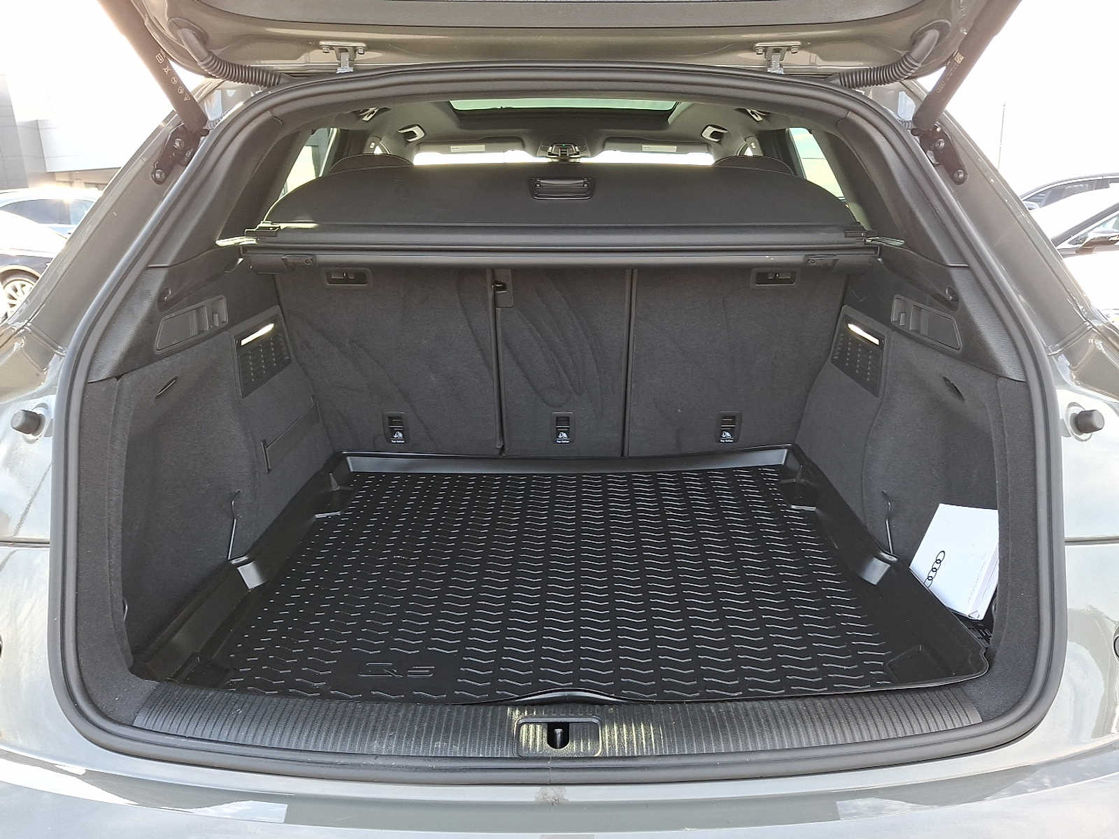 Thumbnail: 2023 Audi Q5 - 27