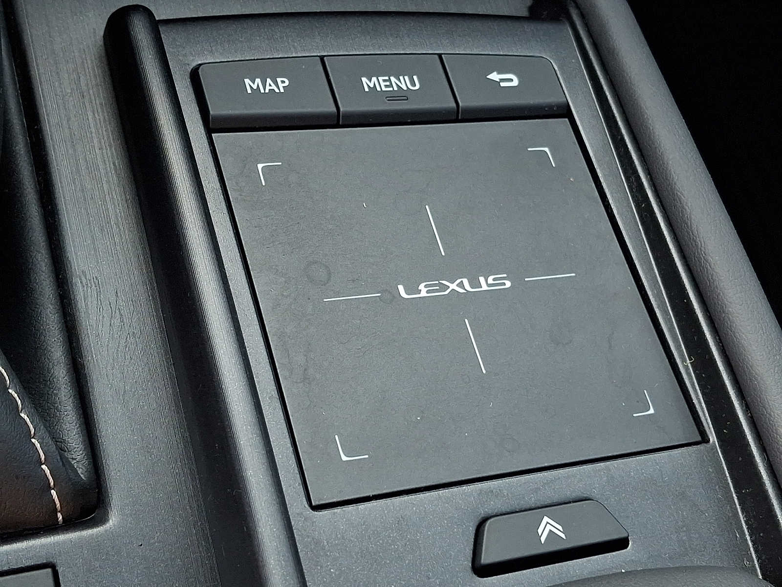 Thumbnail: 2019 Lexus ES - 21