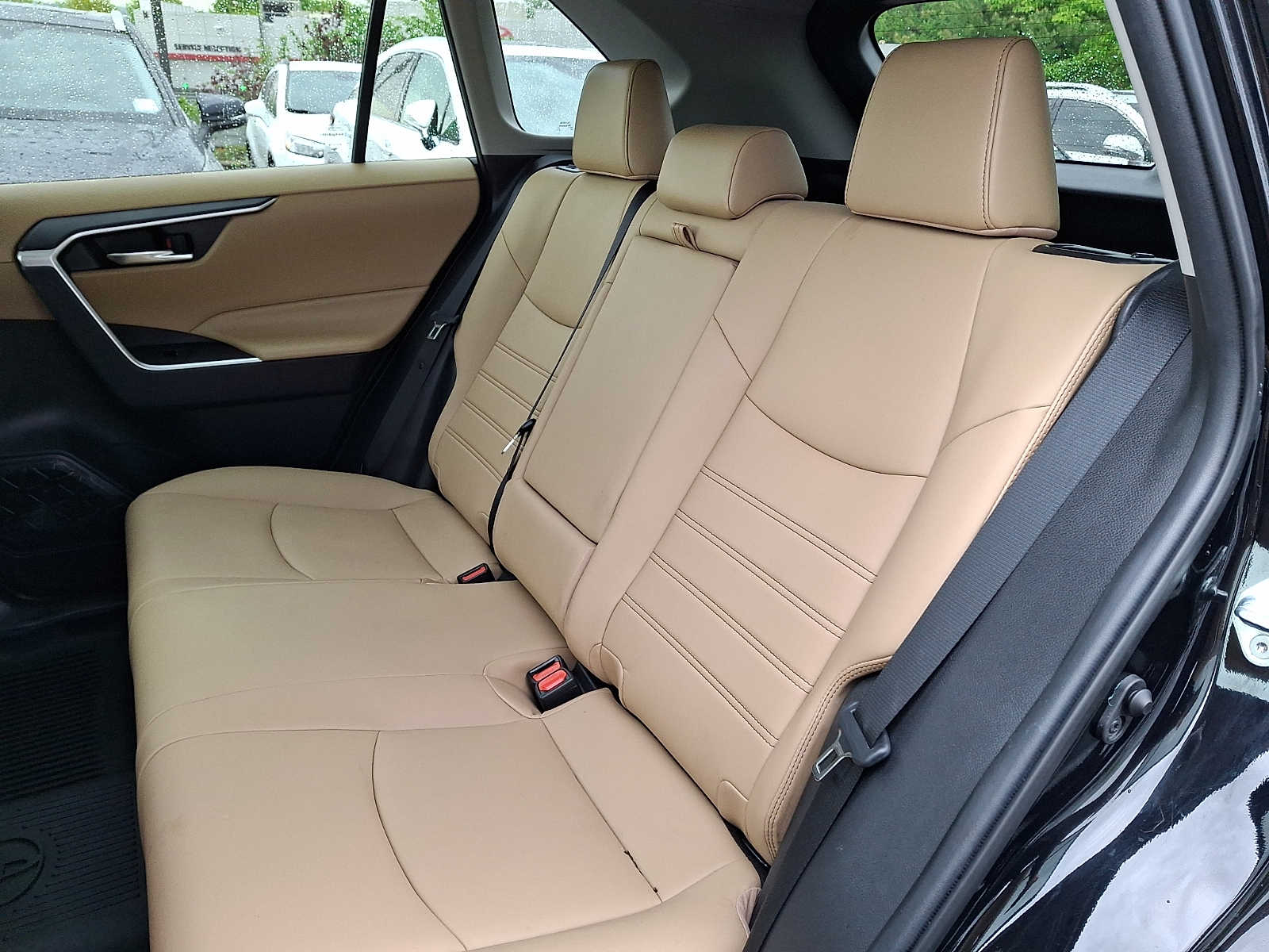Thumbnail: 2019 Toyota RAV4 - 8