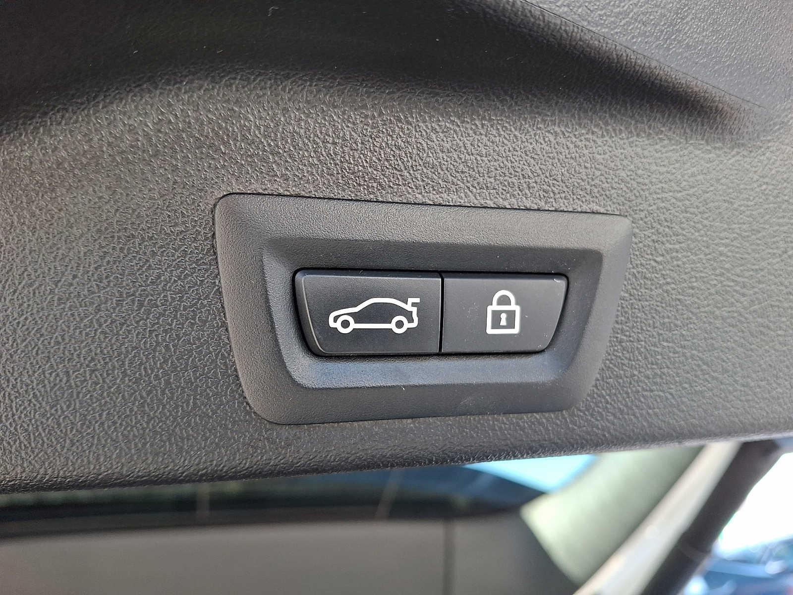 Thumbnail: 2023 BMW X5 - 28