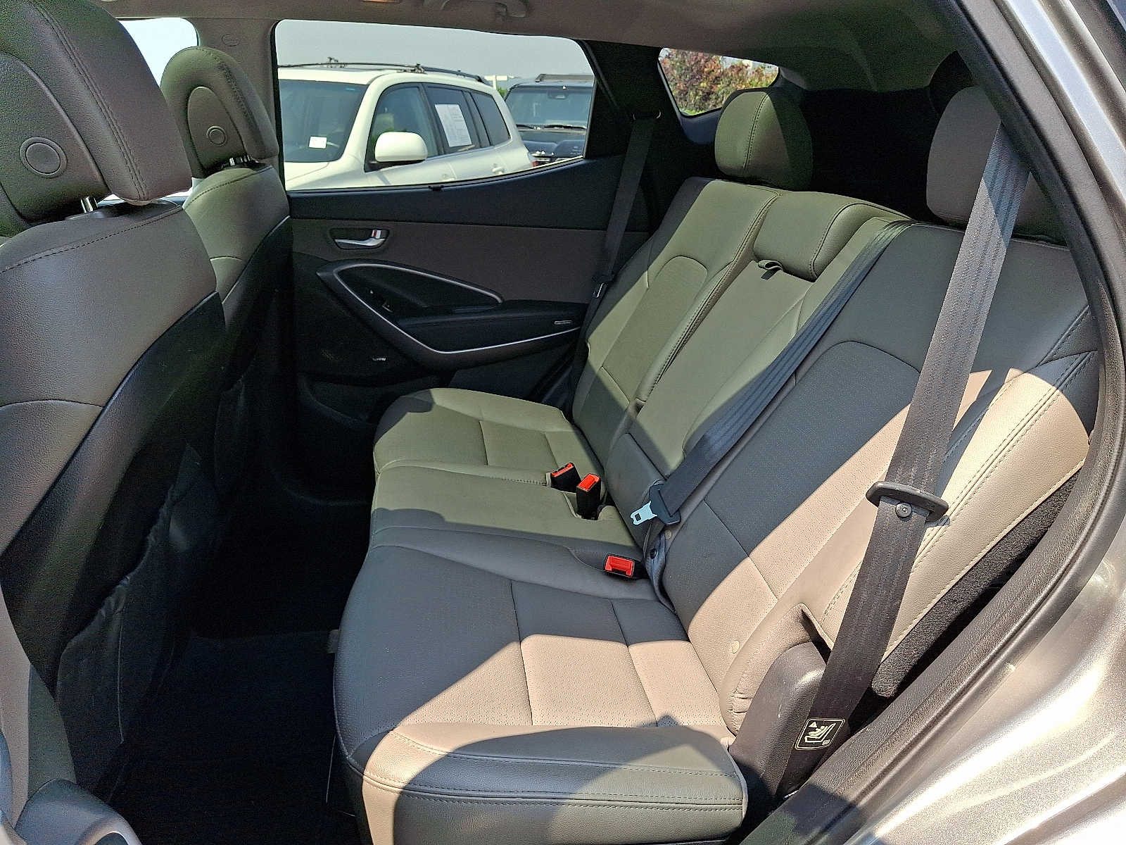 Thumbnail: 2015 Hyundai Santa Fe - 7