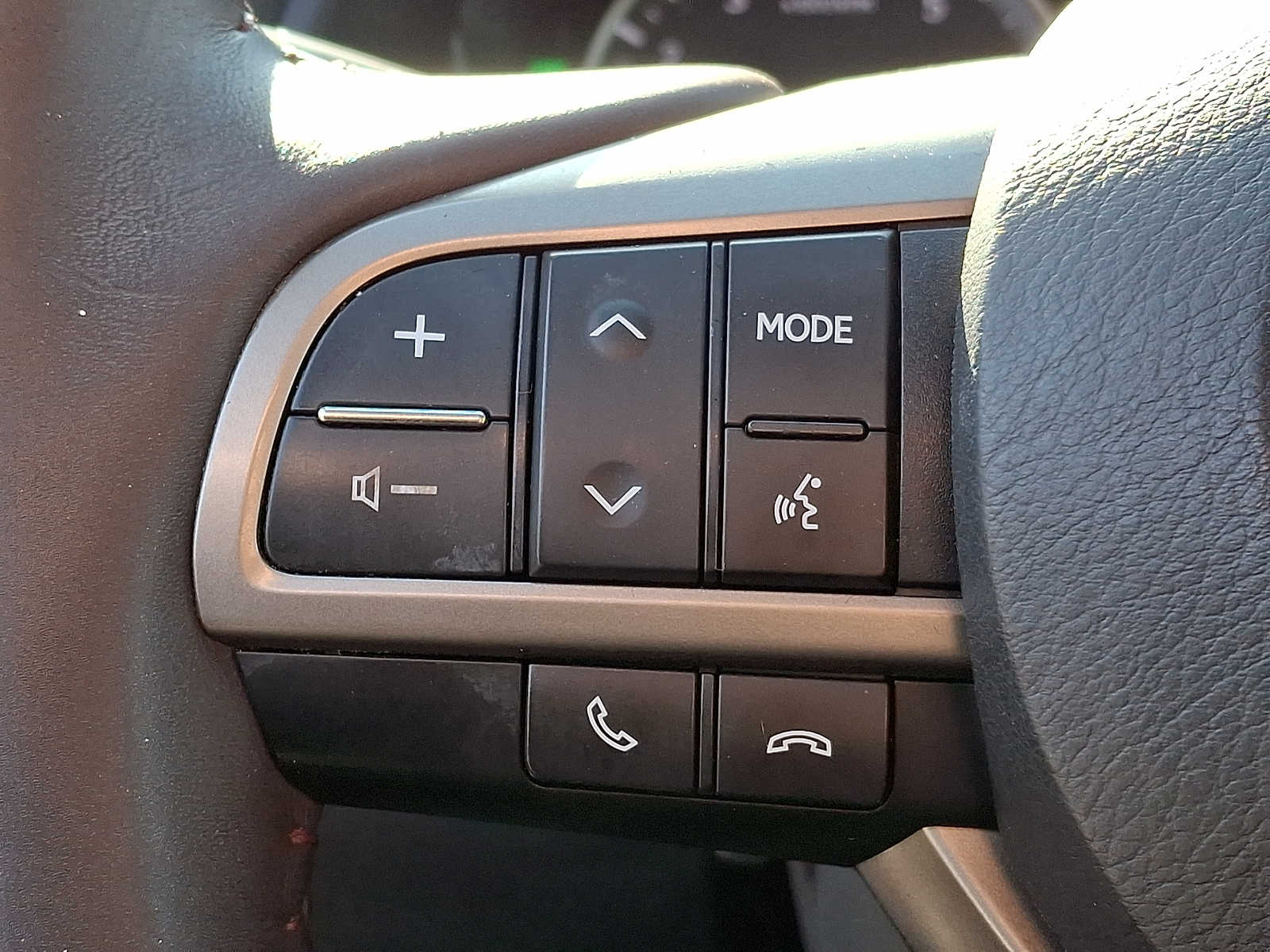 Thumbnail: 2017 Lexus RX - 18