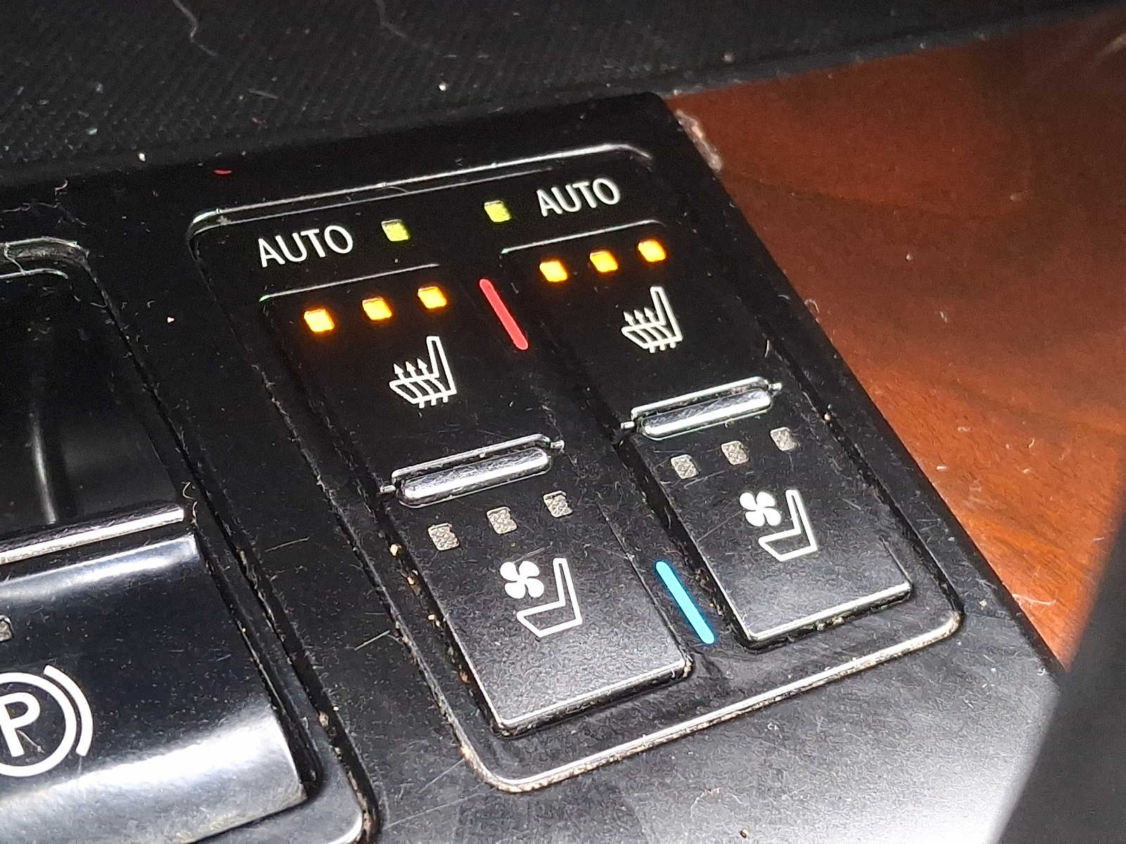 Thumbnail: 2017 Lexus RX - 21