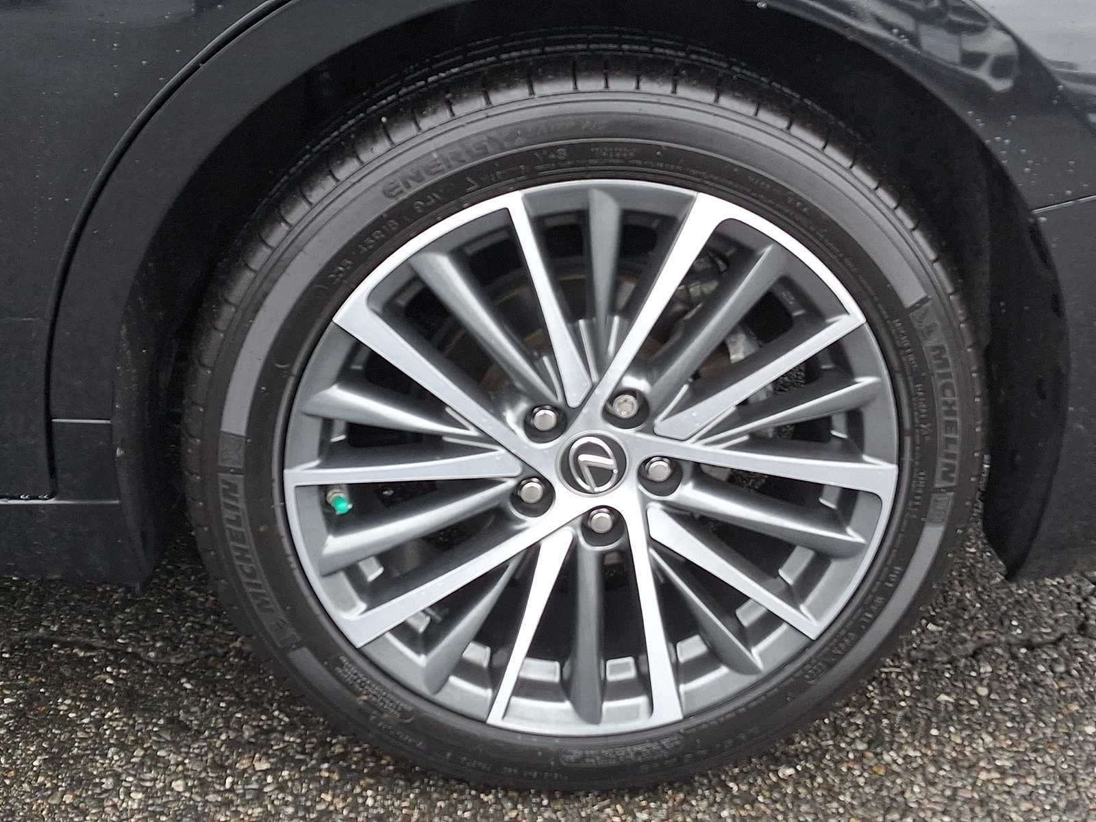 Thumbnail: 2024 Lexus ES - 7