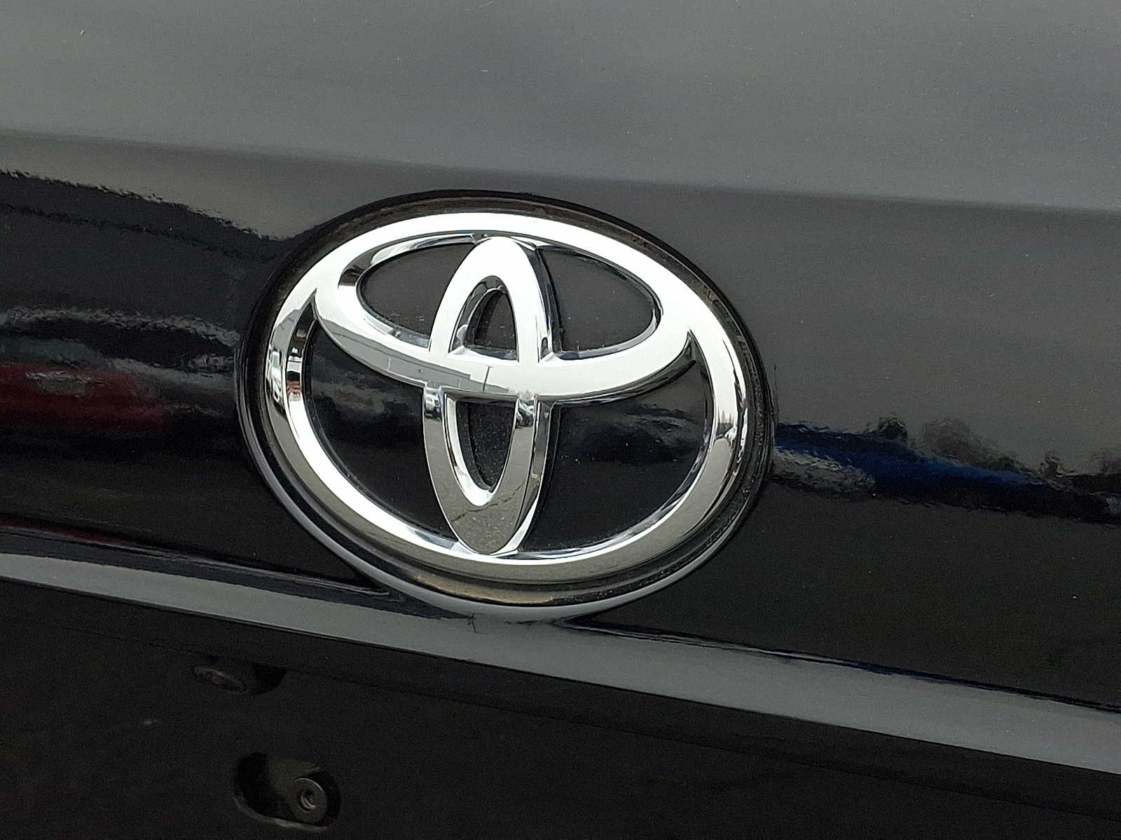 Thumbnail: 2022 Toyota Highlander - 28