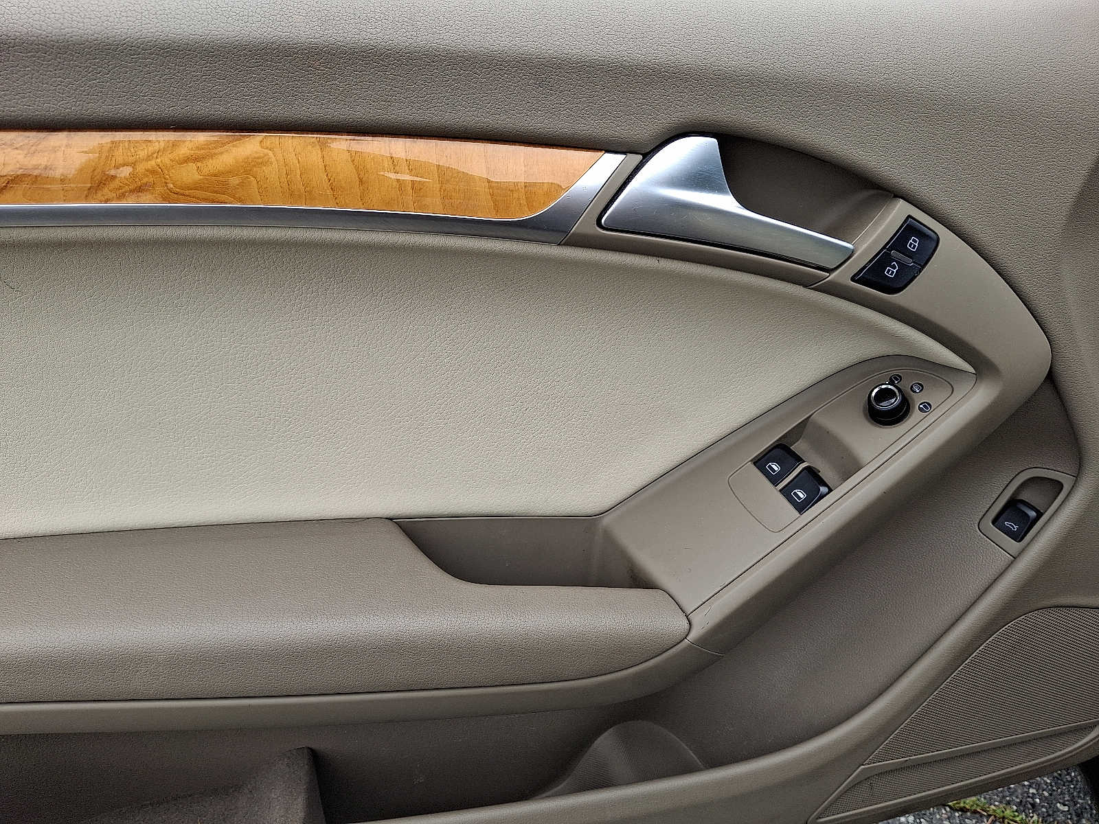 Thumbnail: 2010 Audi A5 - 11