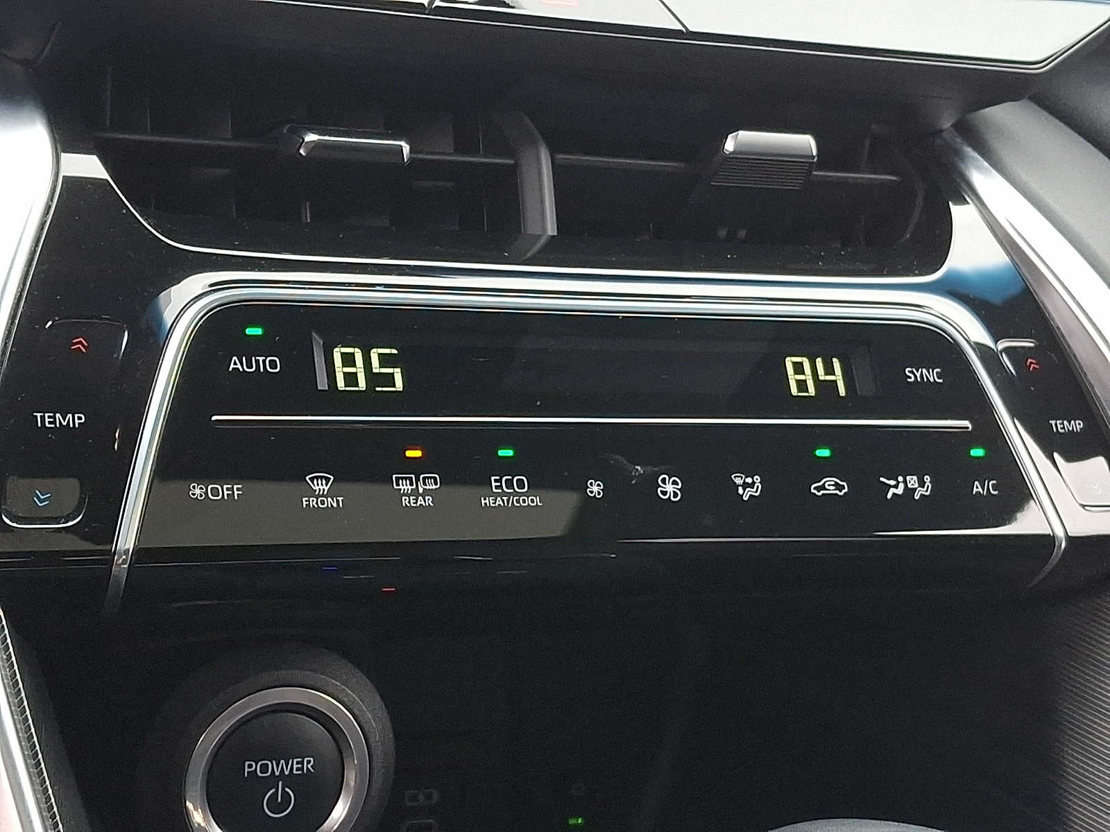 Thumbnail: 2023 Toyota Venza - 15