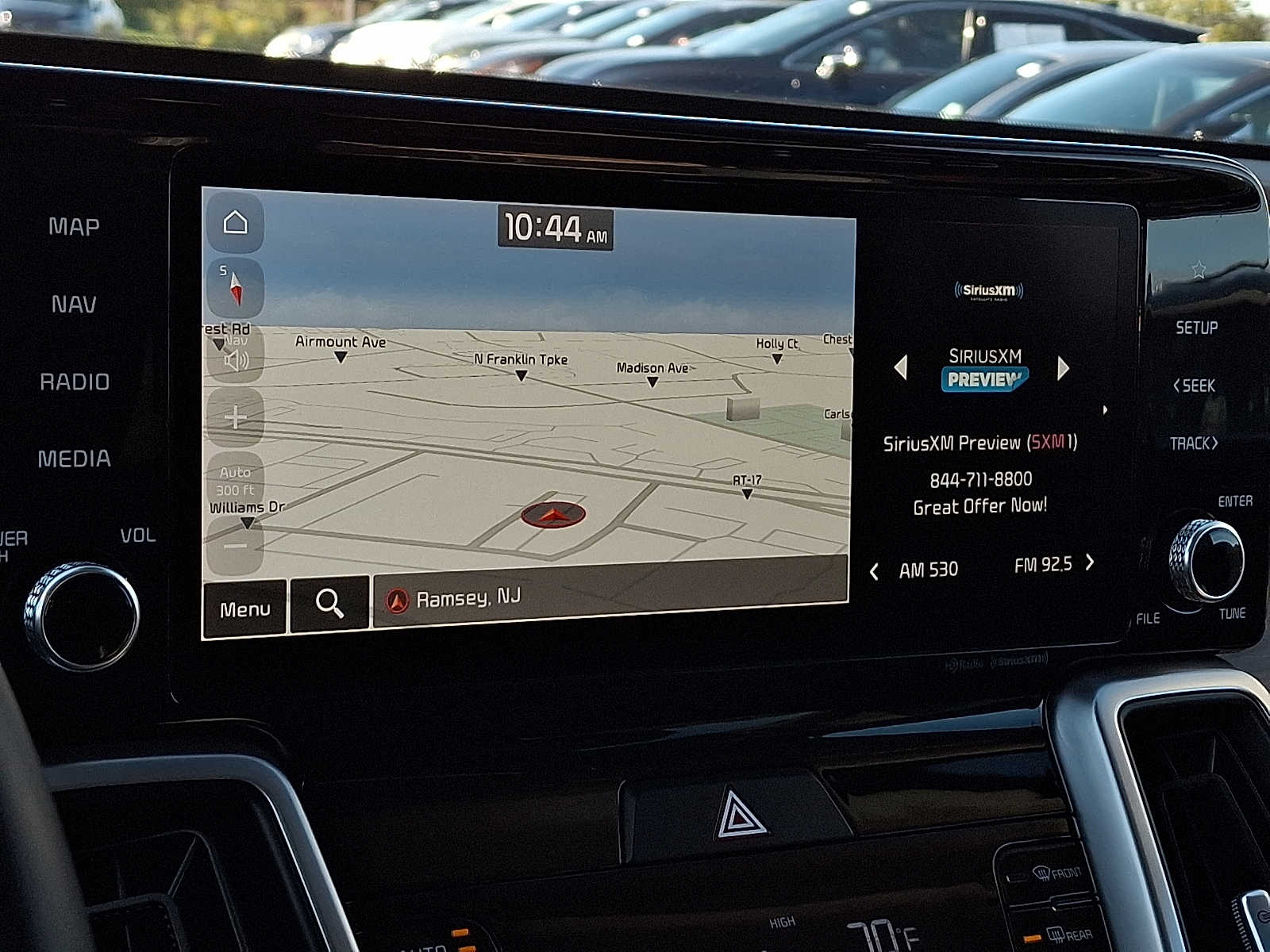 Thumbnail: 2022 Kia Sorento - 16