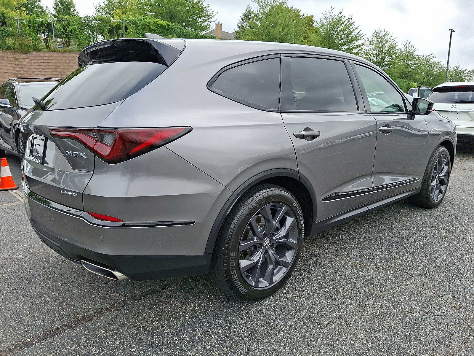 Thumbnail: 2023 Acura MDX - 5