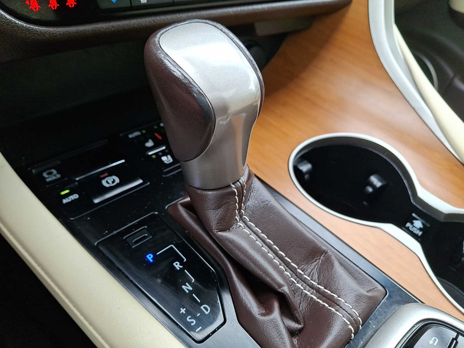 Thumbnail: 2018 Lexus RX - 13