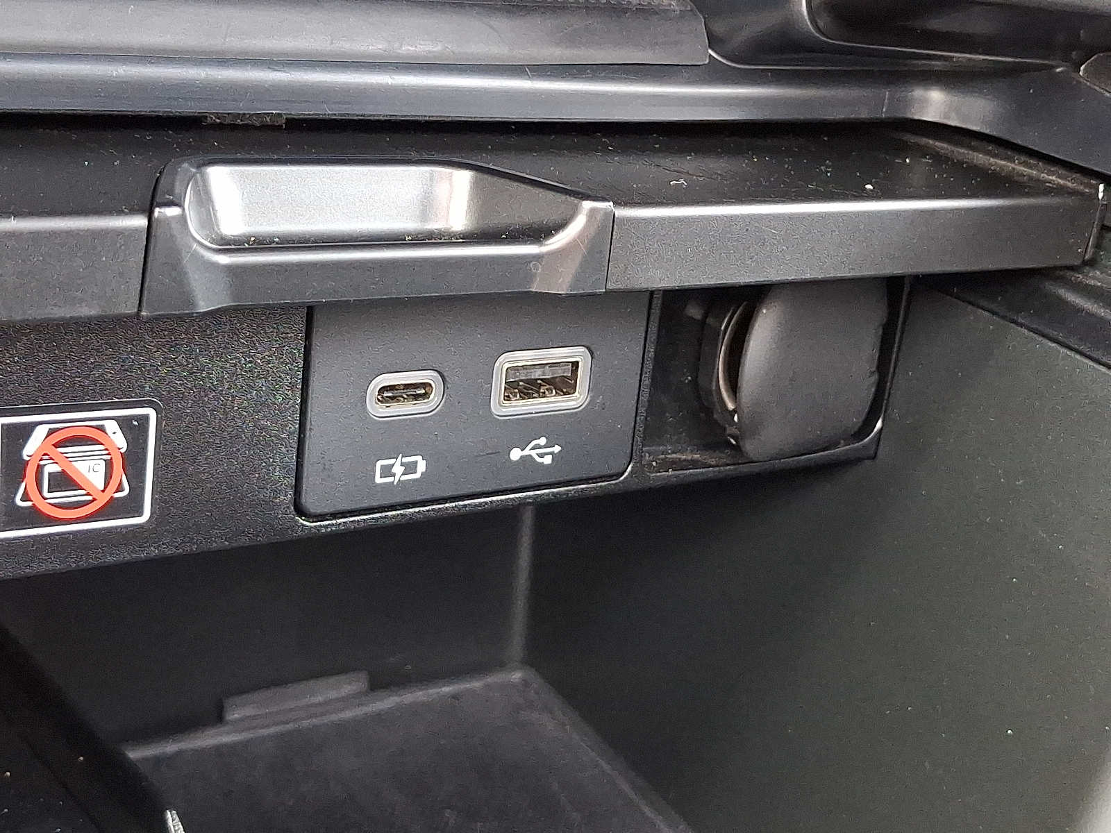 Thumbnail: 2023 Lexus RX - 22