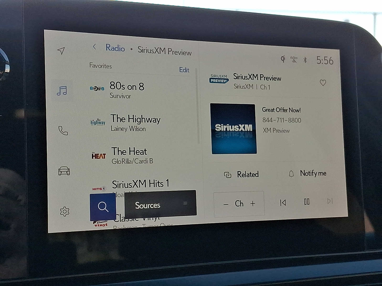 Thumbnail: 2023 Lexus UX - 15