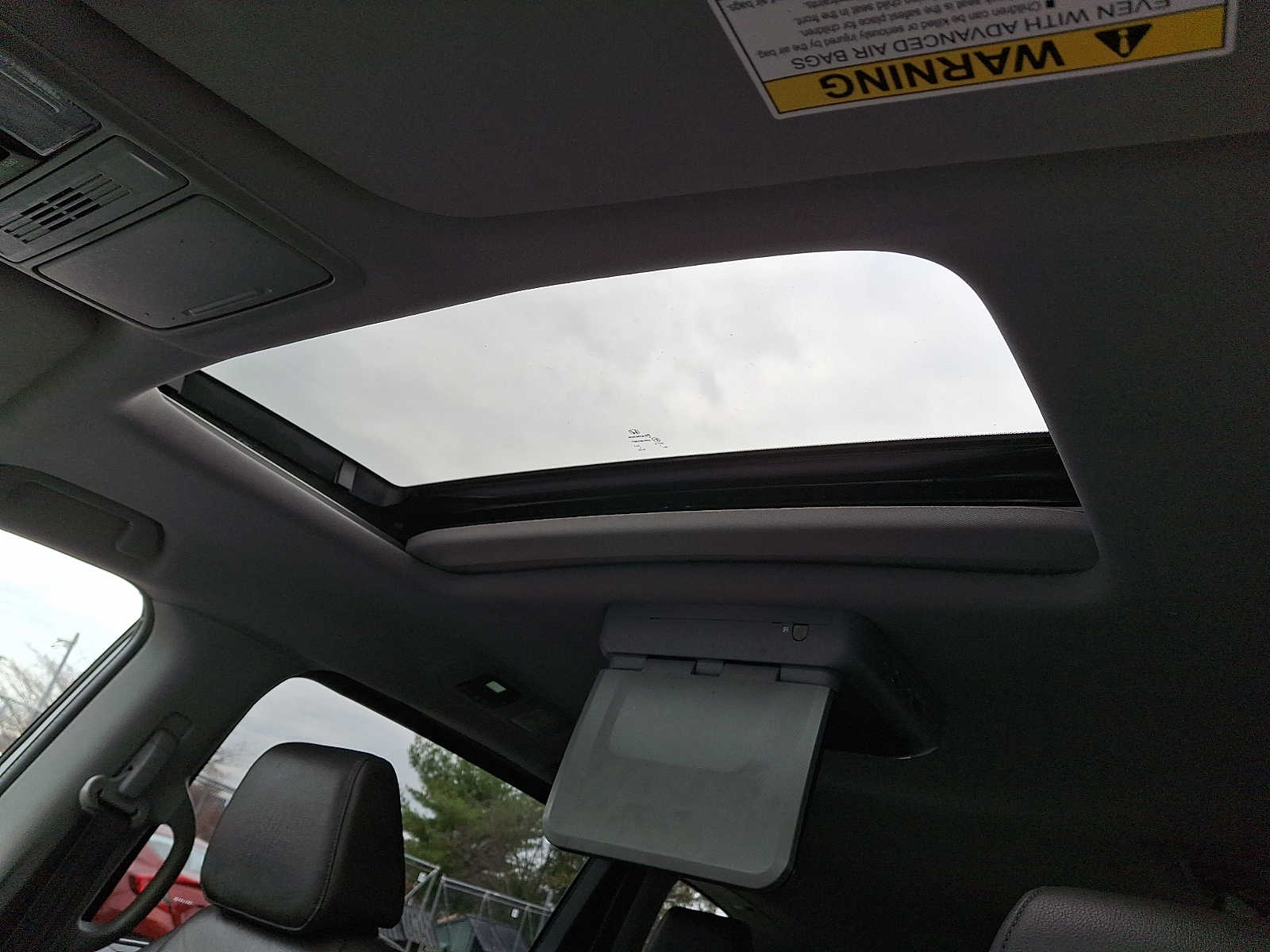 Thumbnail: 2018 Honda Odyssey - 14