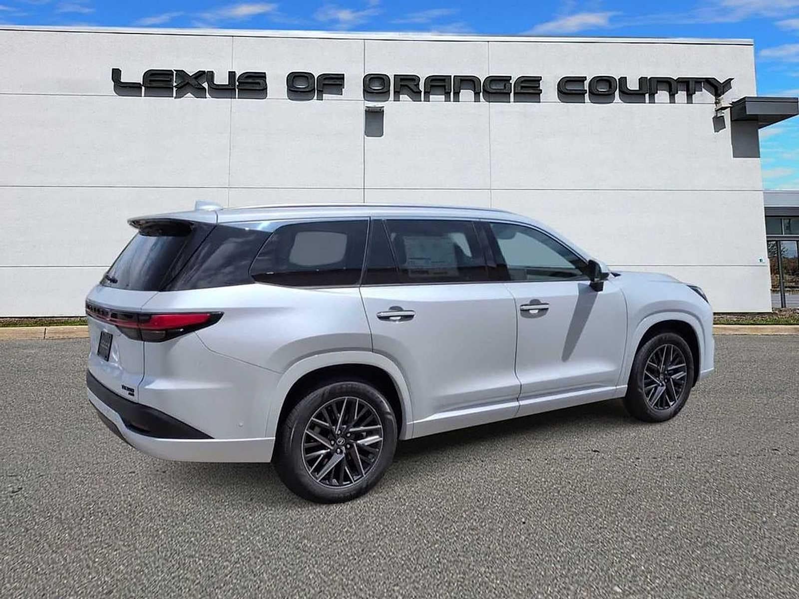 Thumbnail: 2026 Lexus TX - 8