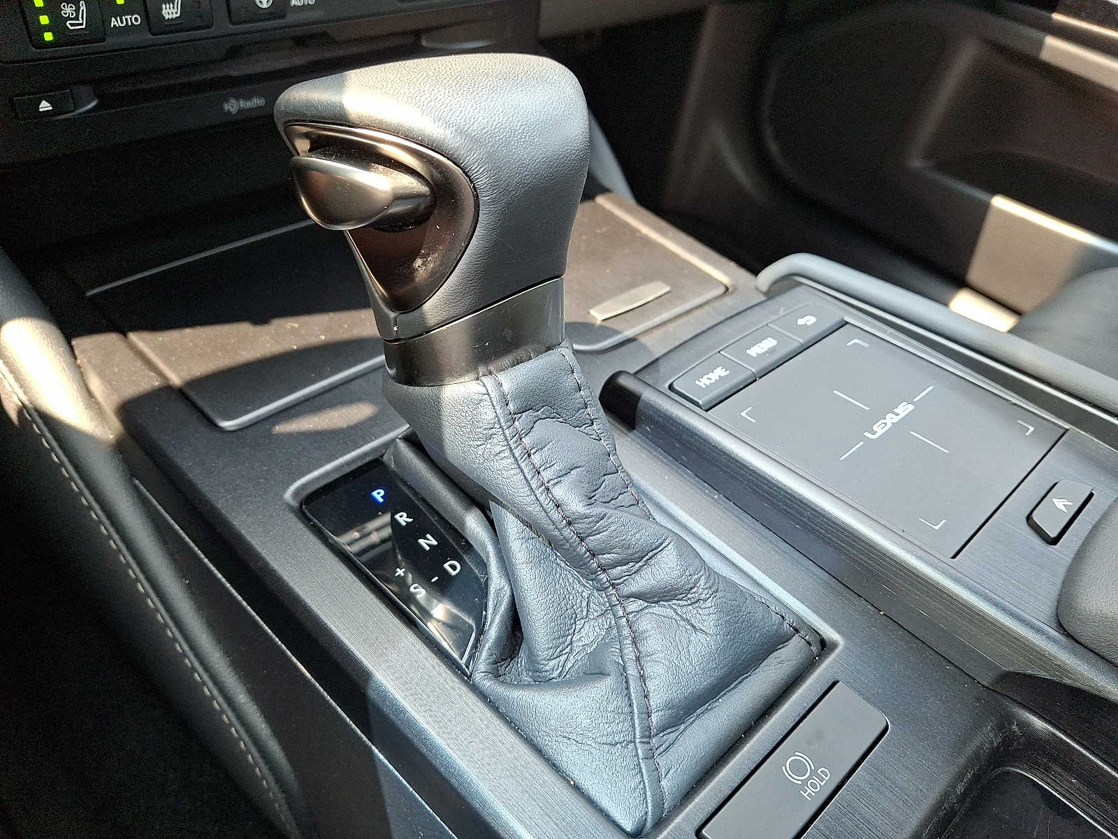 2022 Lexus ES 350 13