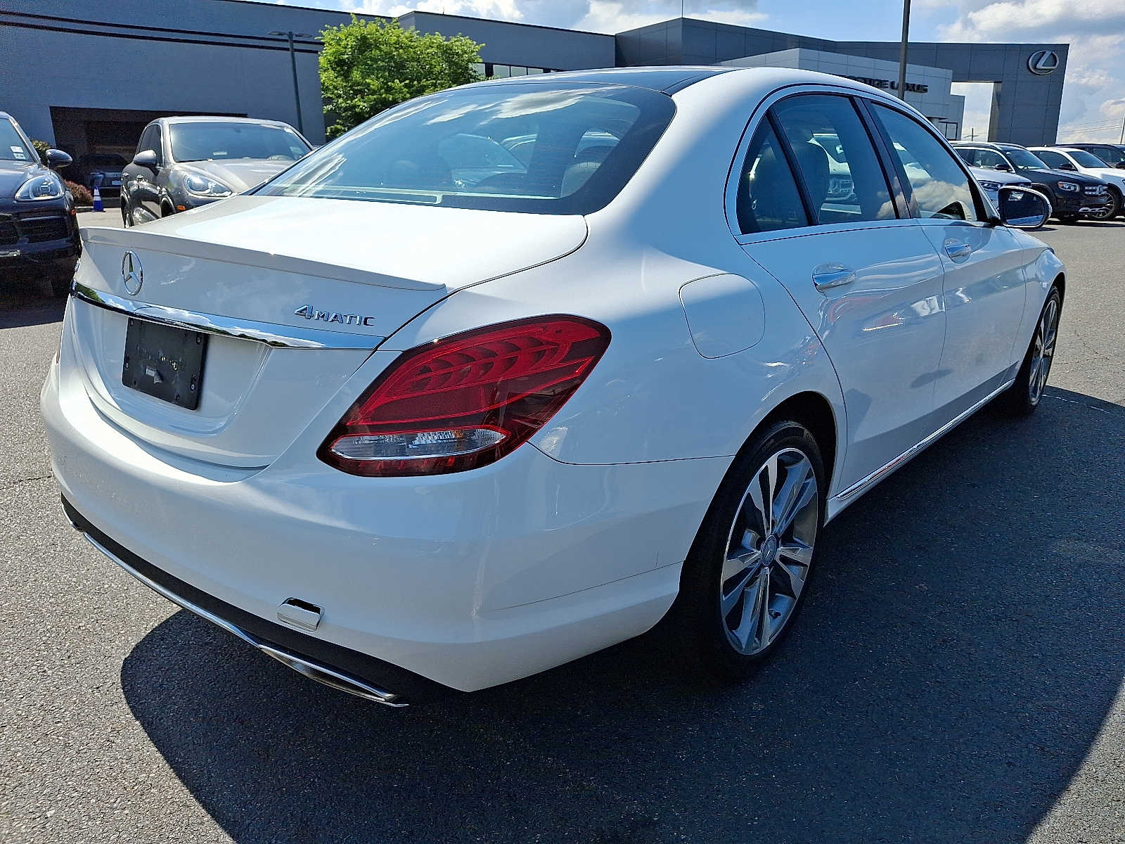 Thumbnail: 2016 Mercedes-Benz C-Class - 4
