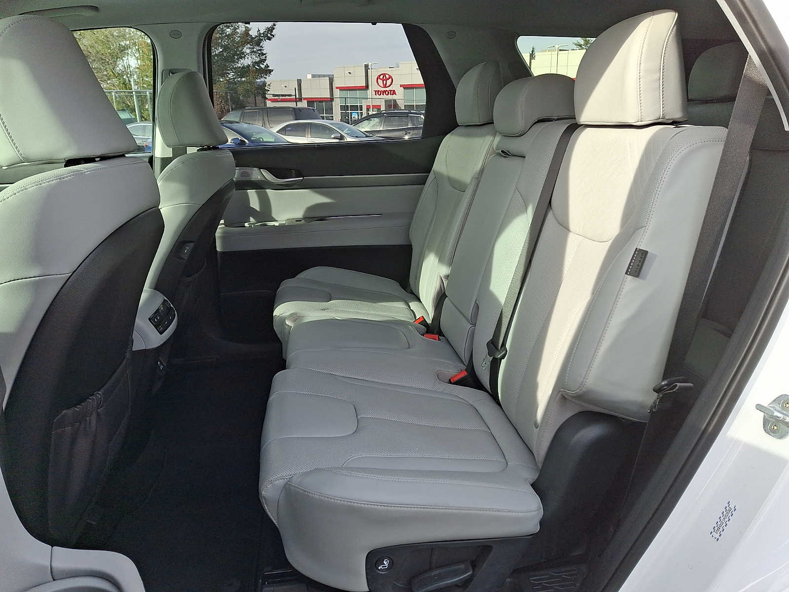 Thumbnail: 2023 Hyundai Palisade - 8