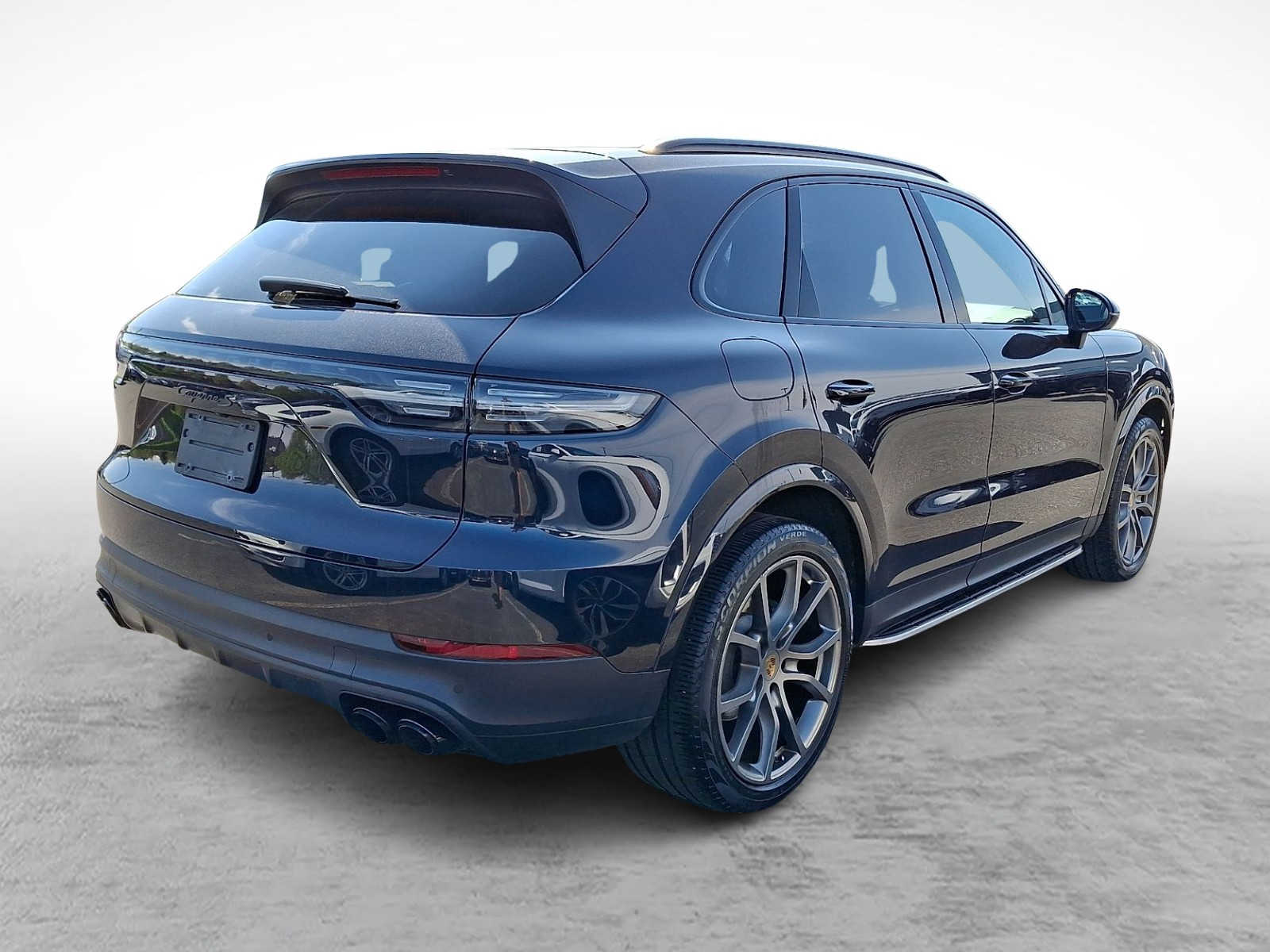 Thumbnail: 2019 Porsche Cayenne - 4