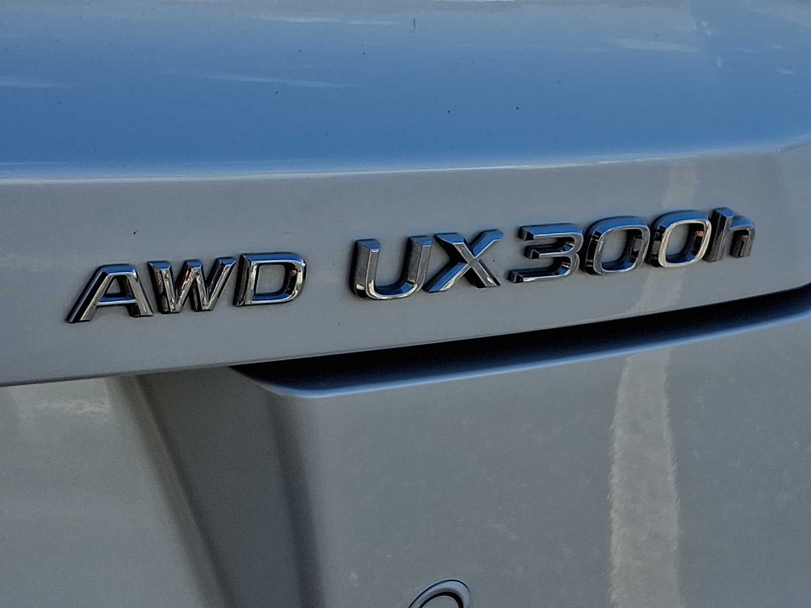 Thumbnail: 2025 Lexus UX - 29