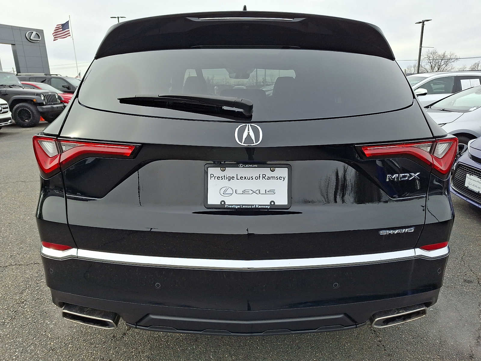 Thumbnail: 2023 Acura MDX - 4