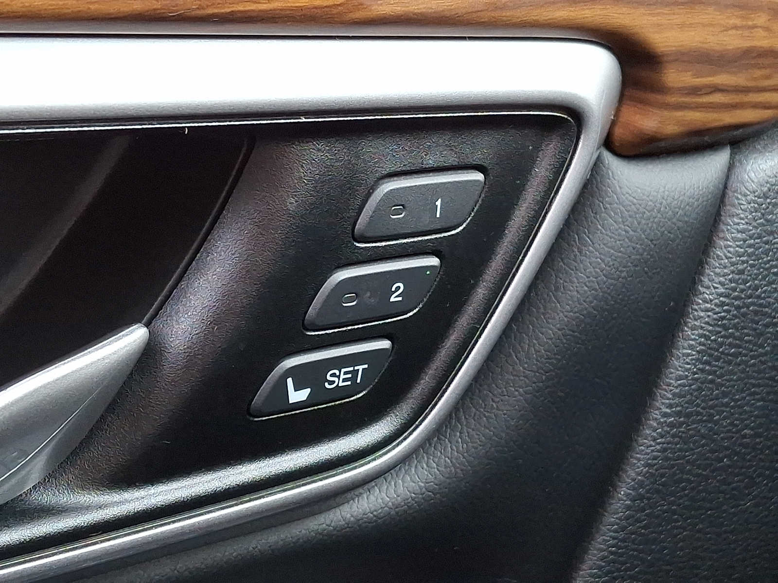 Thumbnail: 2018 Honda CR-V - 25