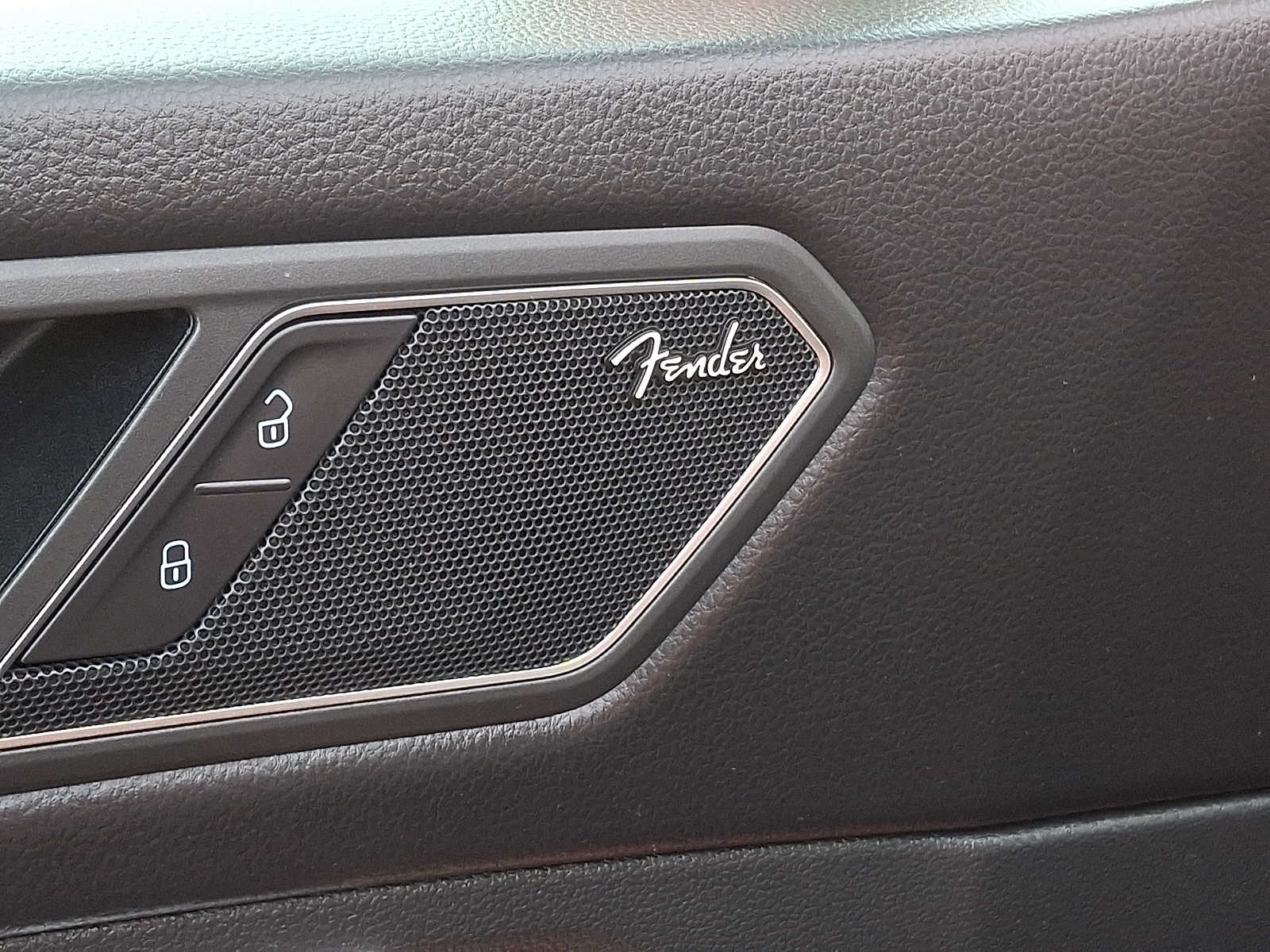 Thumbnail: 2019 Volkswagen Tiguan - 26