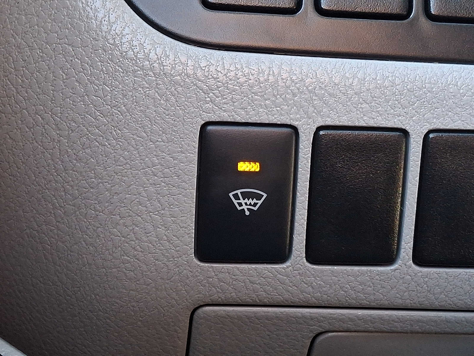 Thumbnail: 2015 Toyota Highlander - 19