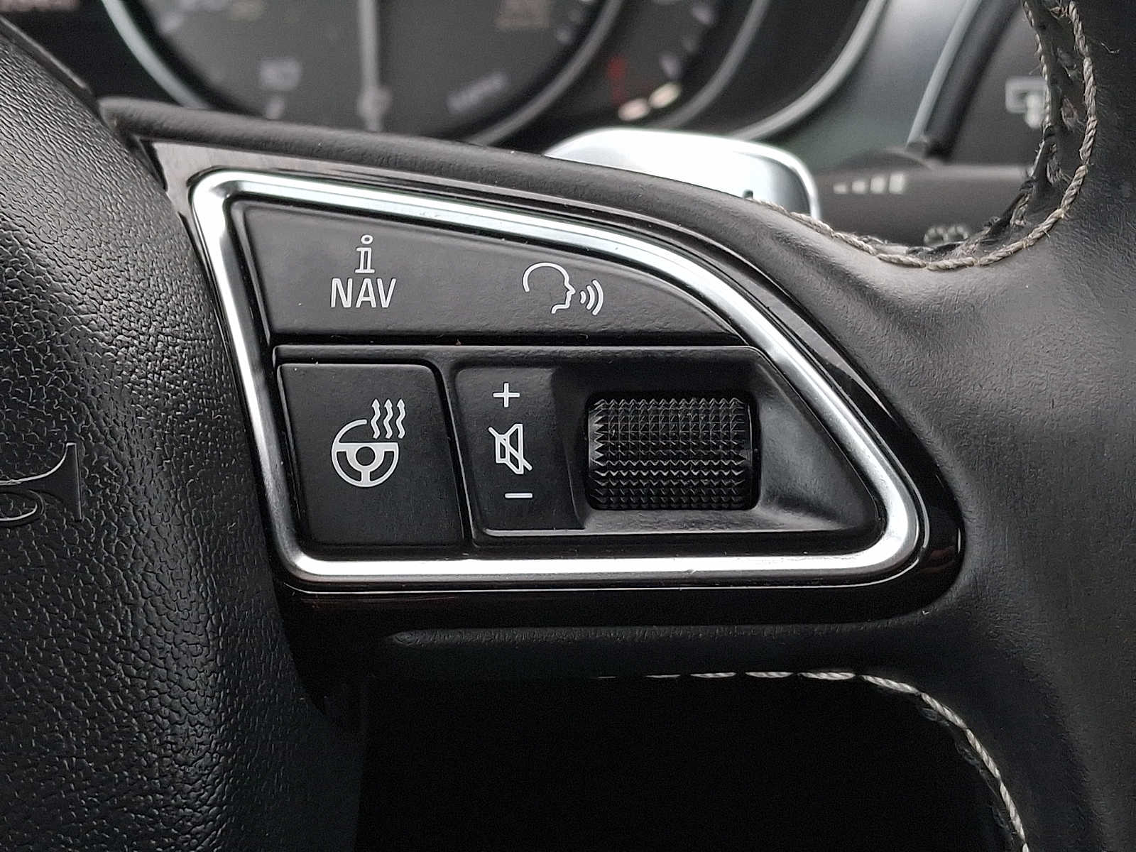 Thumbnail: 2013 Audi S6 - 19