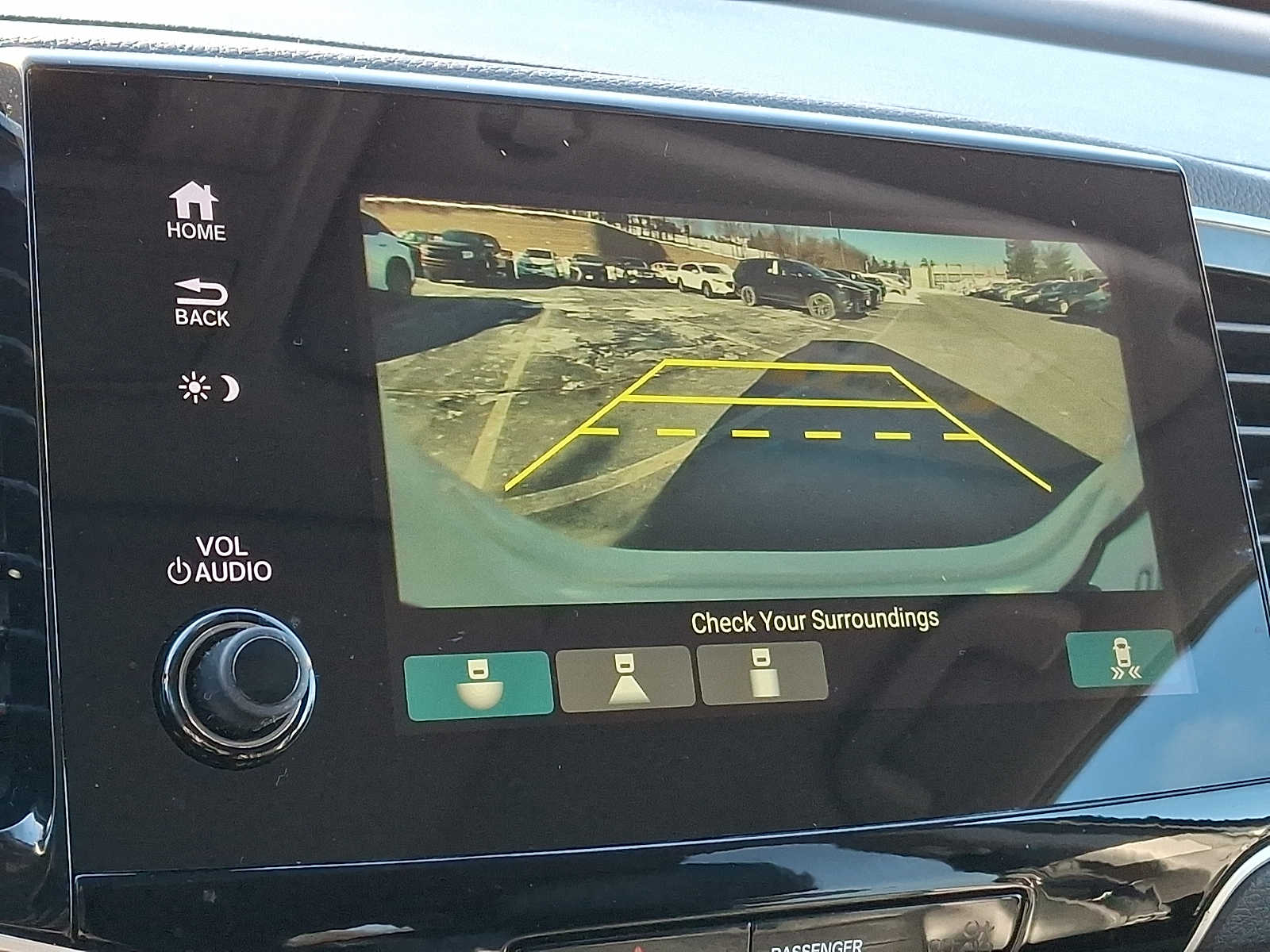 Thumbnail: 2019 Honda Pilot - 18