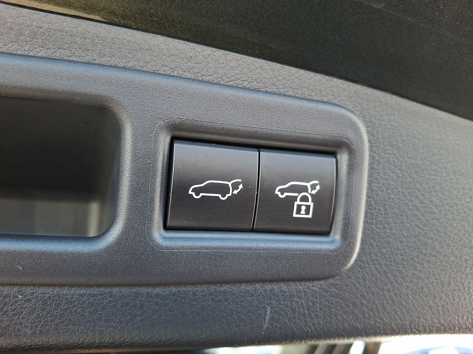 Thumbnail: 2025 Lexus RX - 27