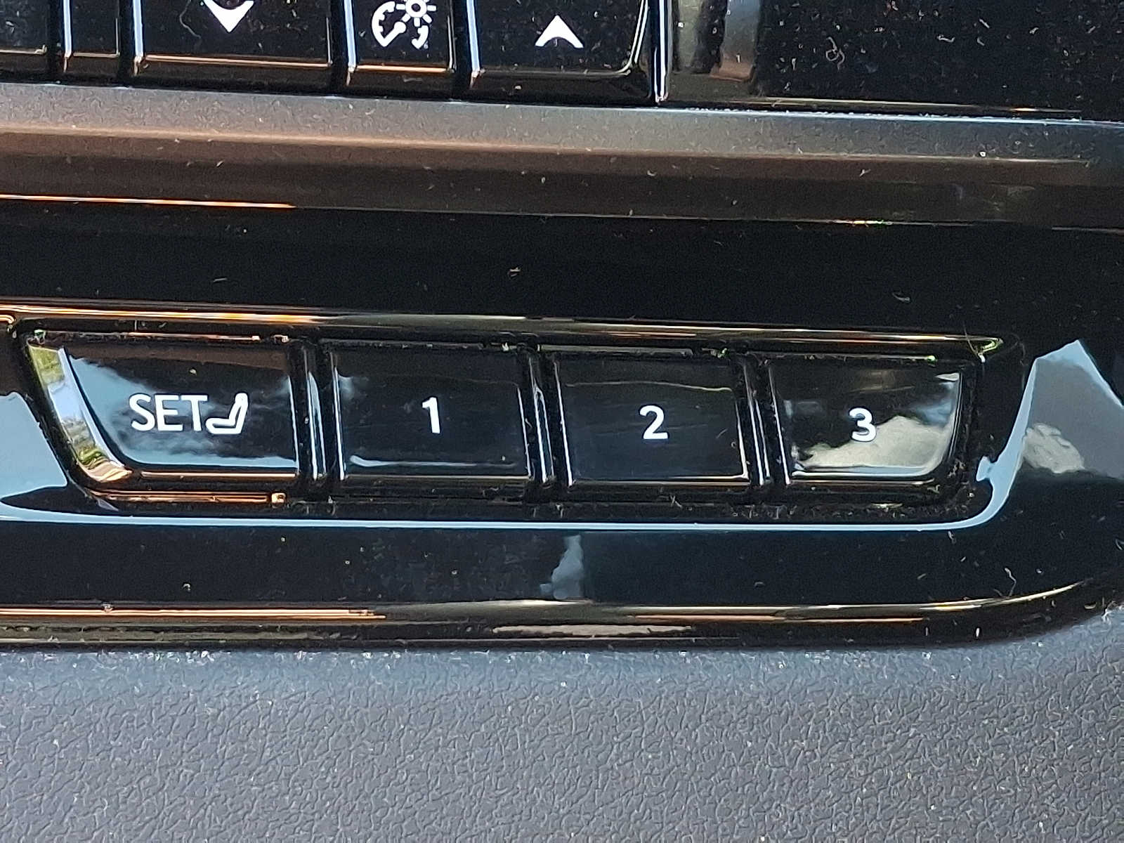 Thumbnail: 2023 Lexus RX - 24