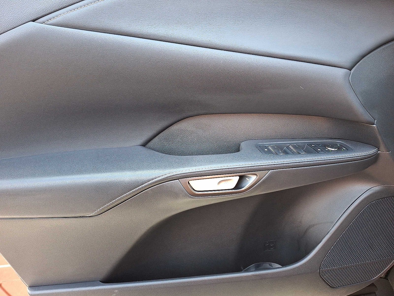 Thumbnail: 2023 Lexus RX - 9