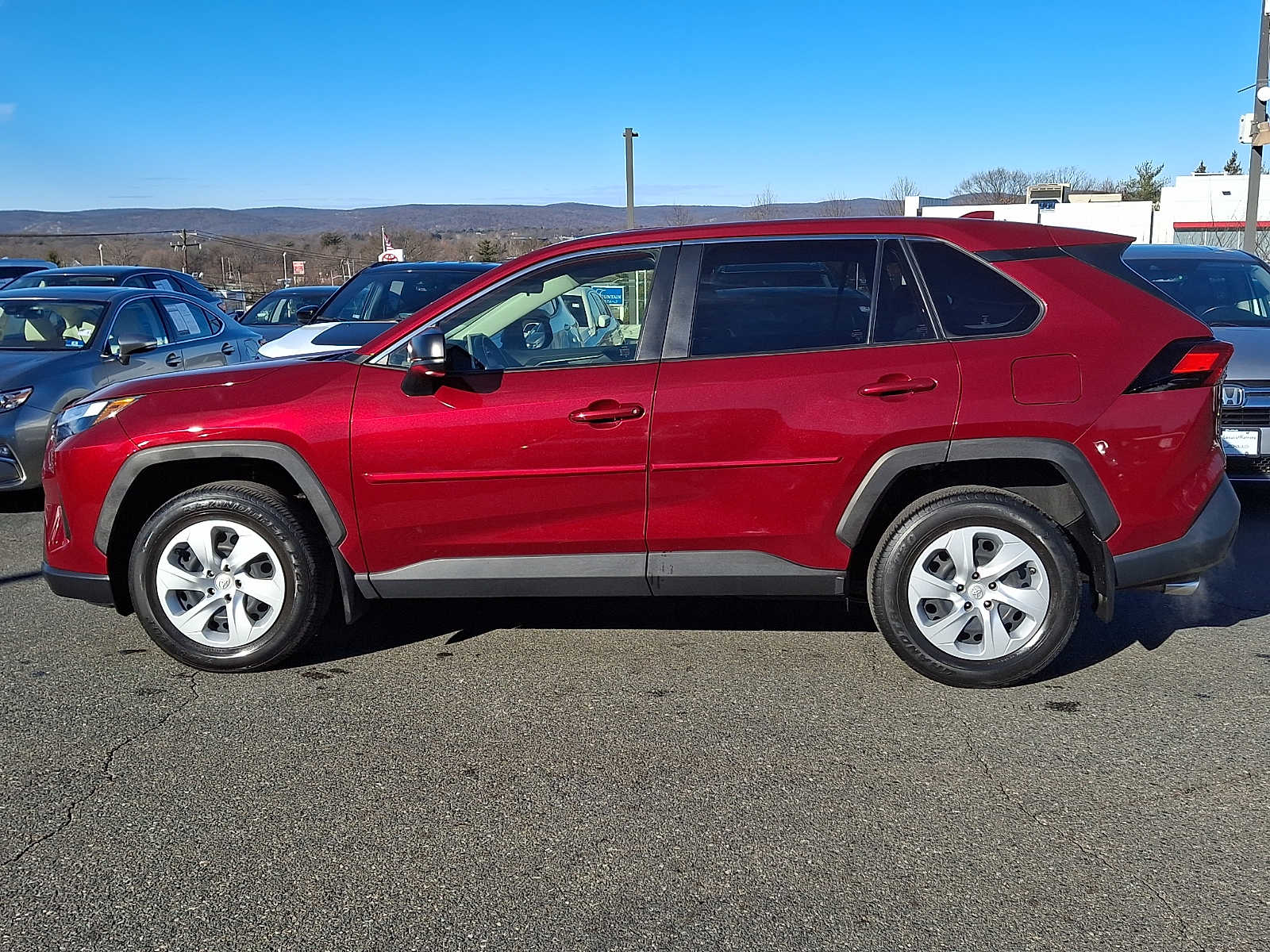 Thumbnail: 2023 Toyota RAV4 - 6