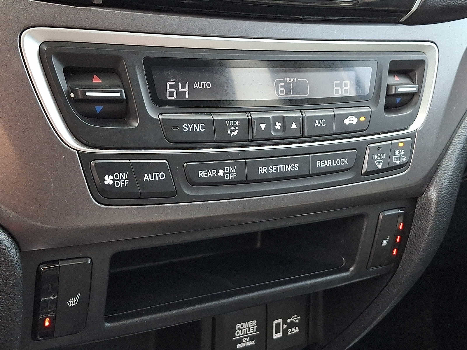 Thumbnail: 2021 Honda Pilot - 15